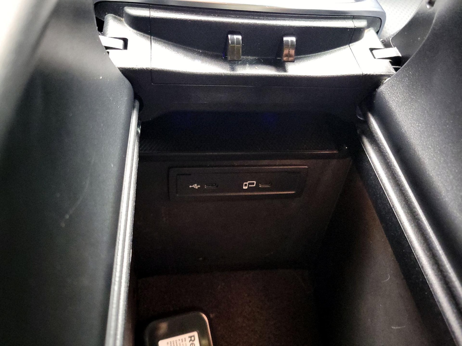 2021 Mercedes-Benz GLC GLC300 - Photo 19