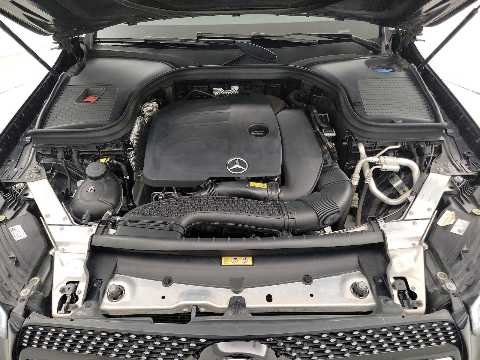 2021 Mercedes-Benz GLC GLC300 - Photo 23