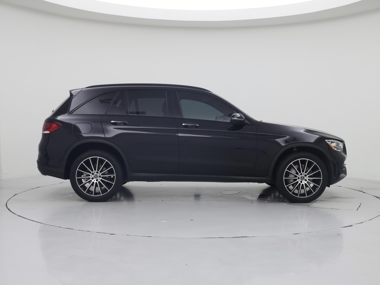 2021 Mercedes-Benz GLC GLC300 - Photo 8