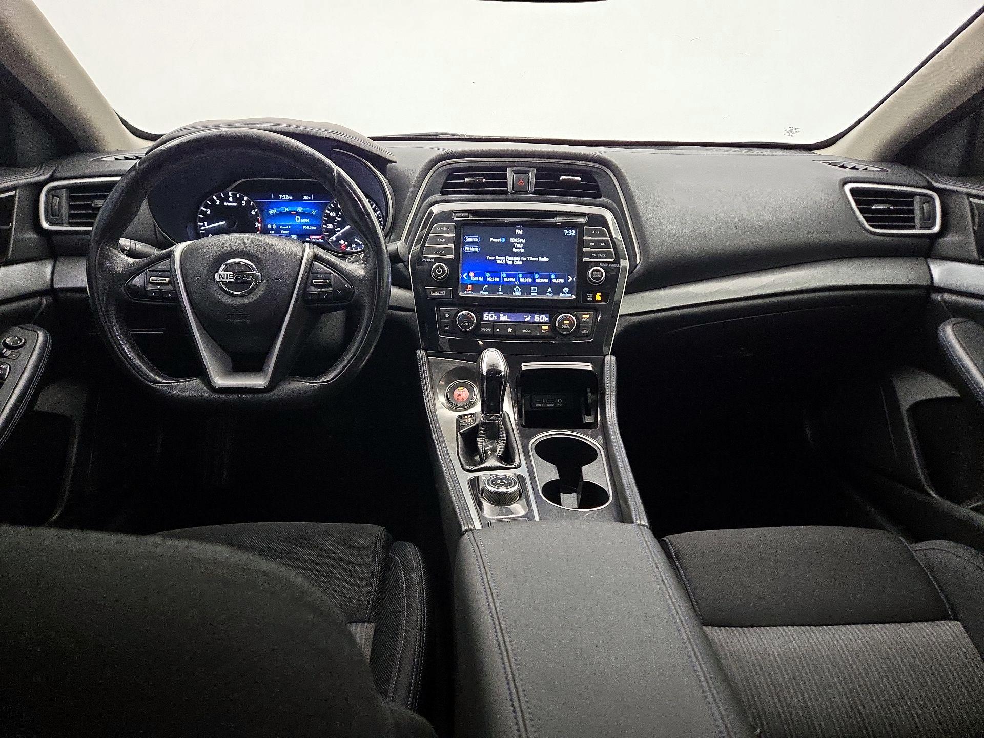 Thumbnail: 2017 Nissan Maxima - 9