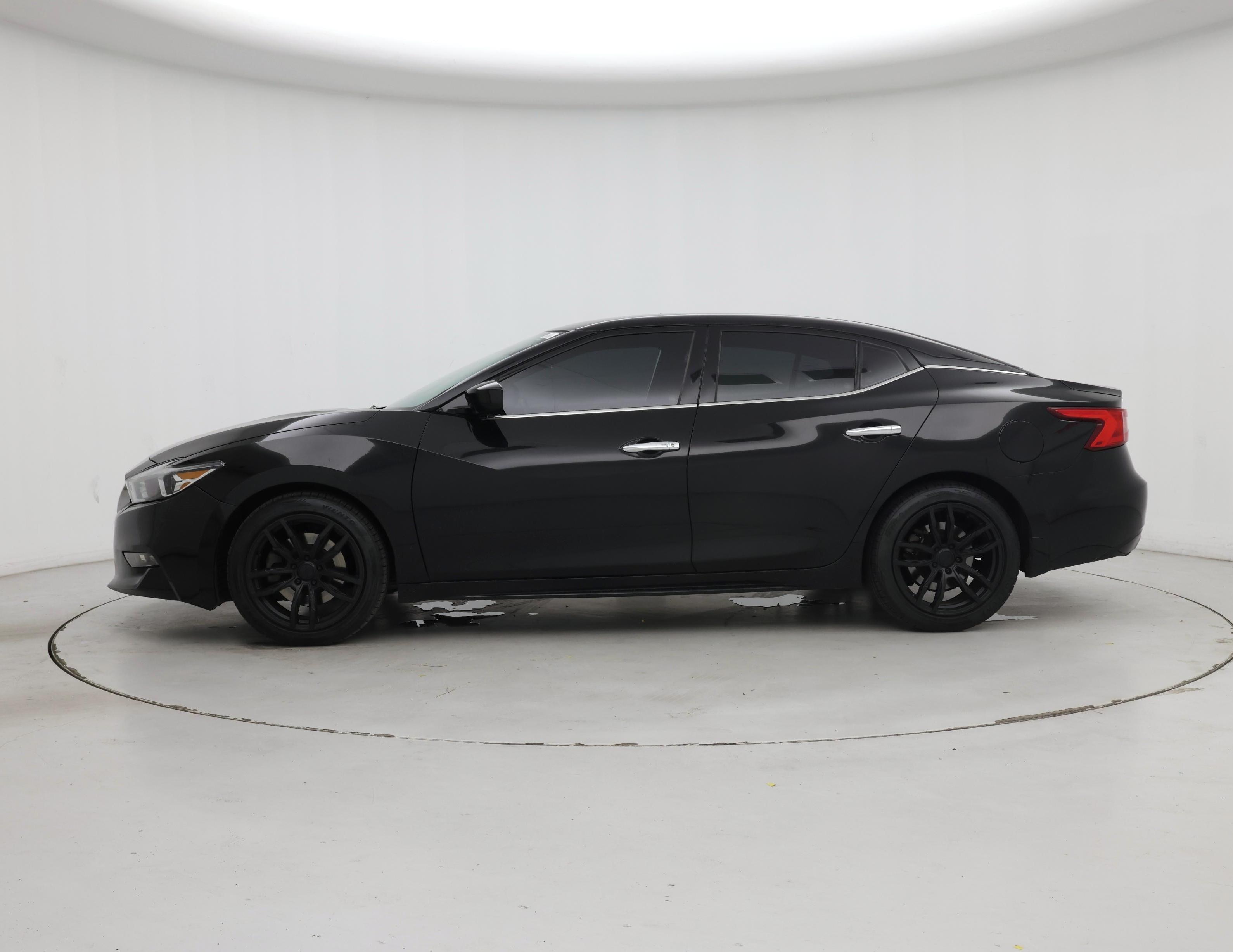 Thumbnail: 2017 Nissan Maxima - 3