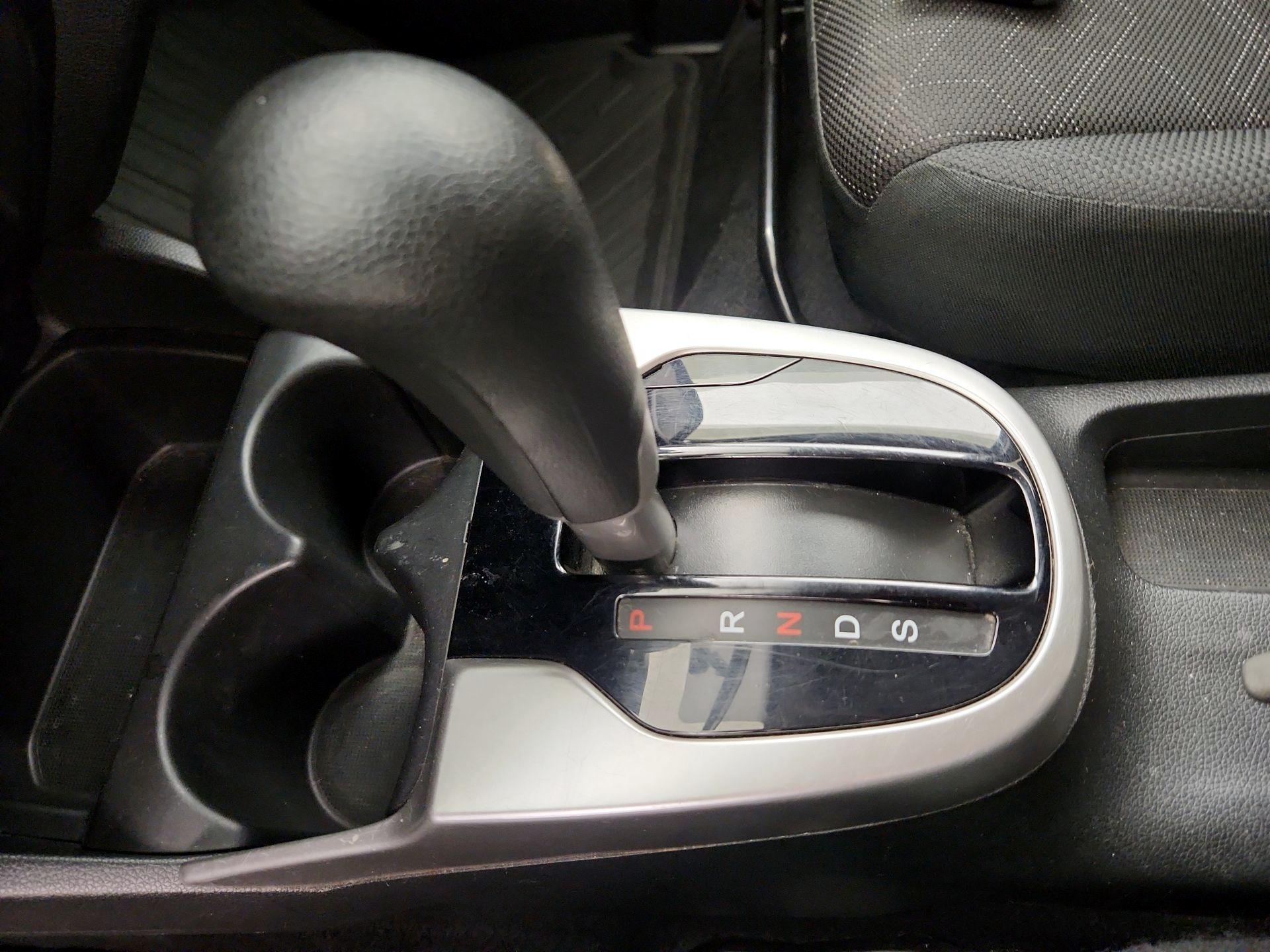 Thumbnail: 2015 Honda Fit - 17