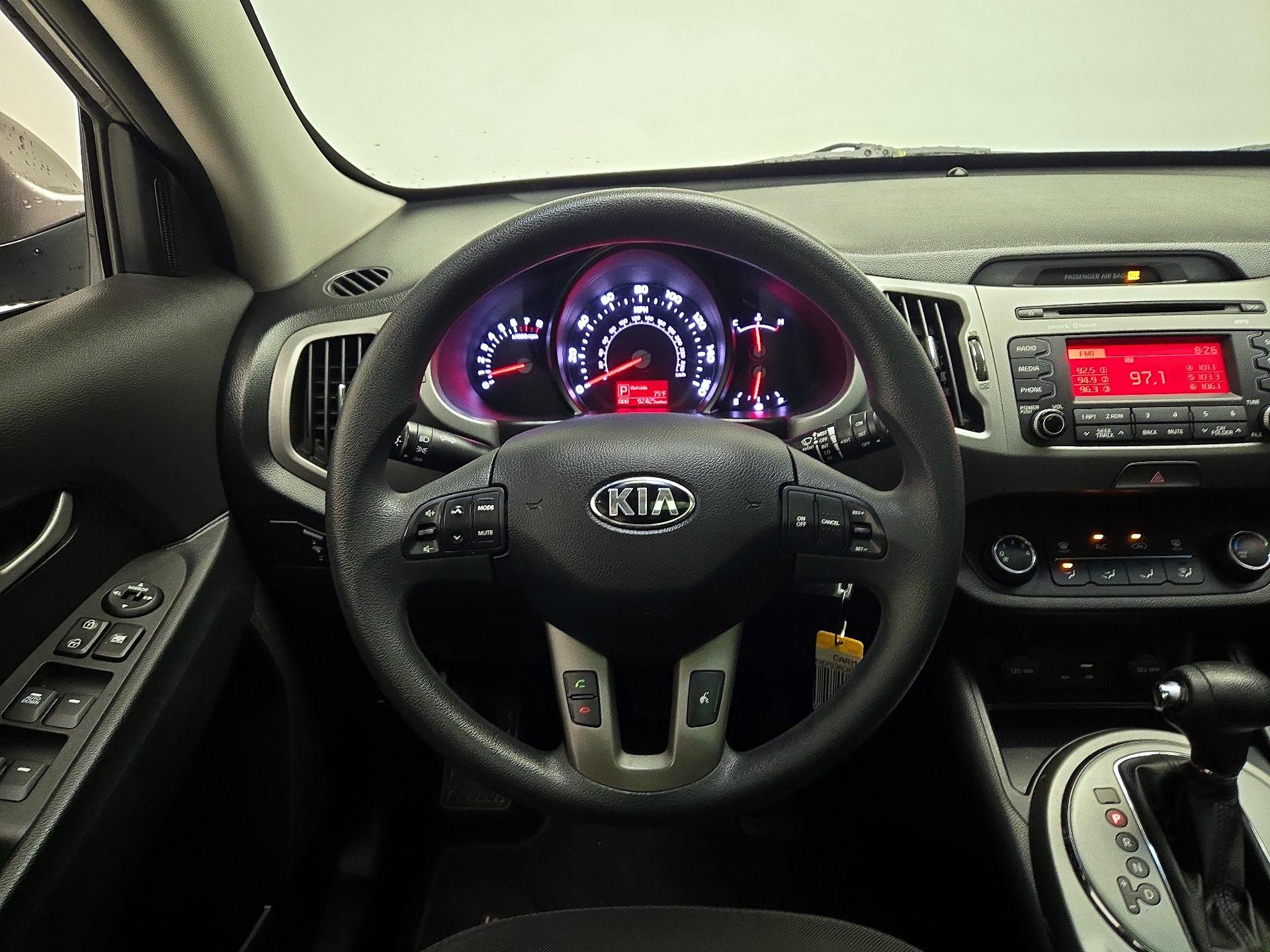 Thumbnail: 2016 Kia Sportage - 10
