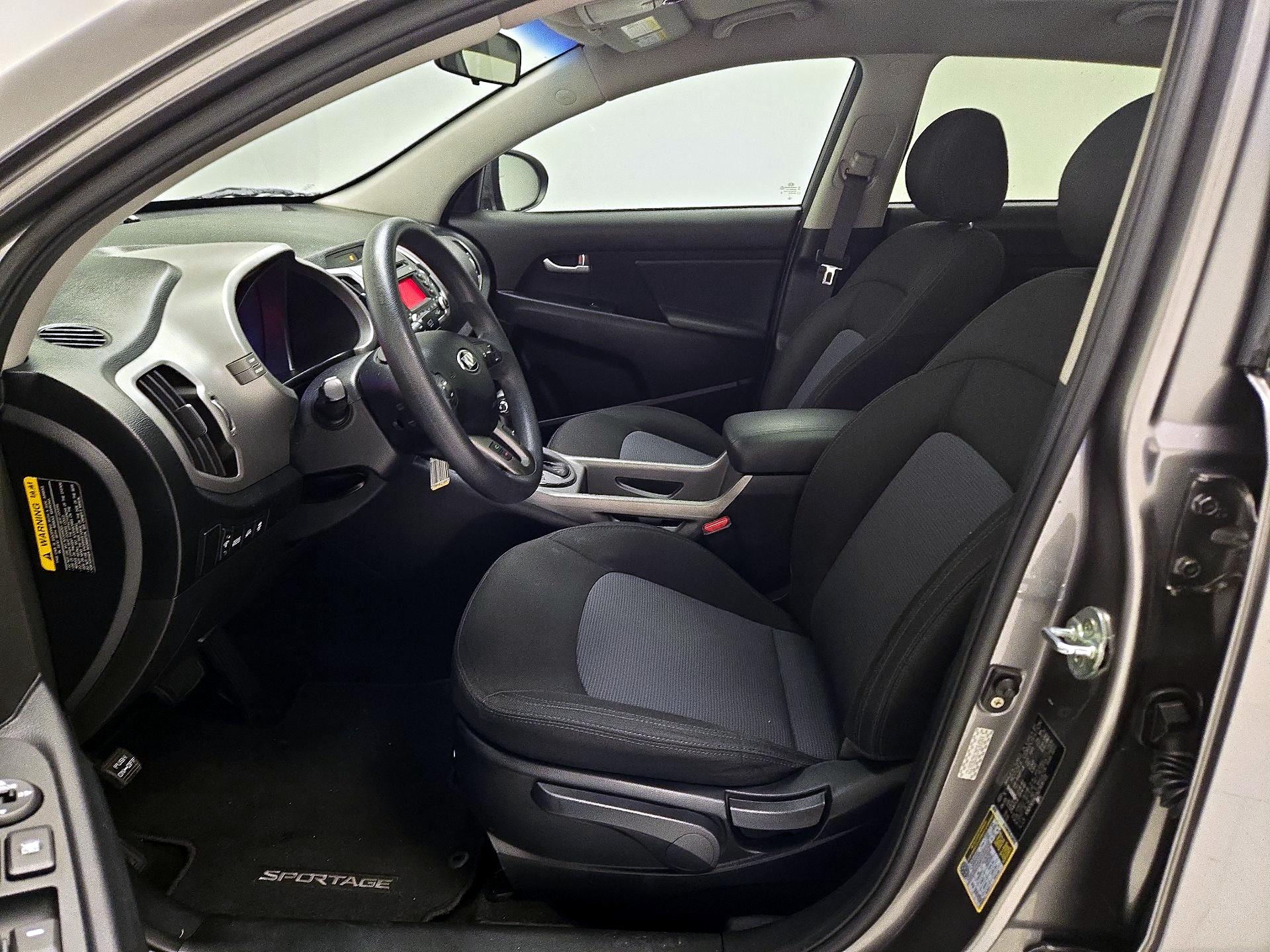 Thumbnail: 2016 Kia Sportage - 11
