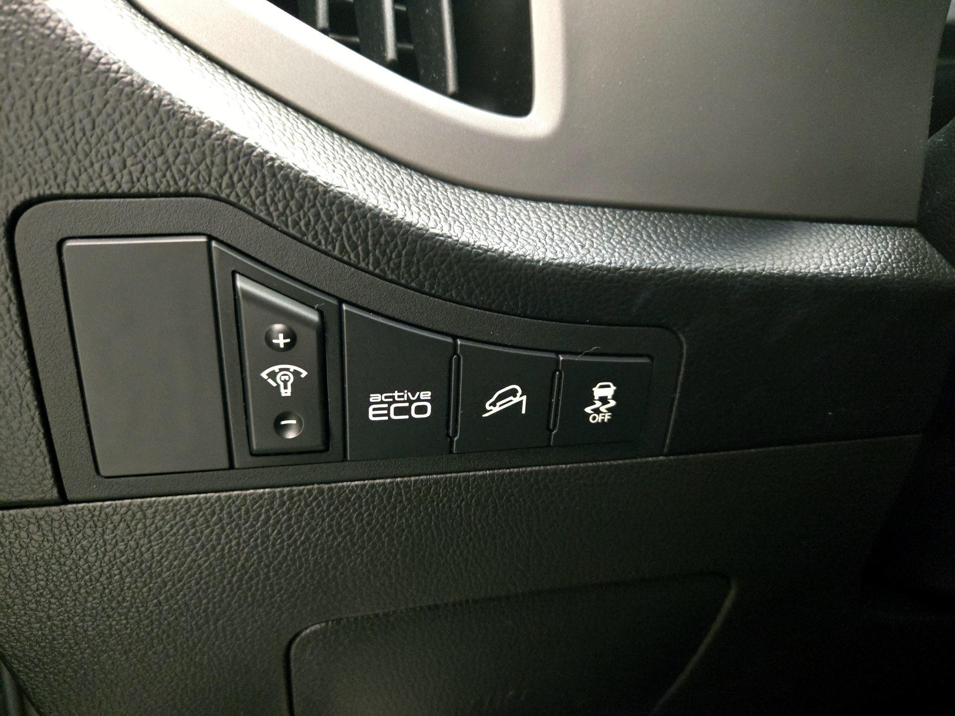 Thumbnail: 2016 Kia Sportage - 13