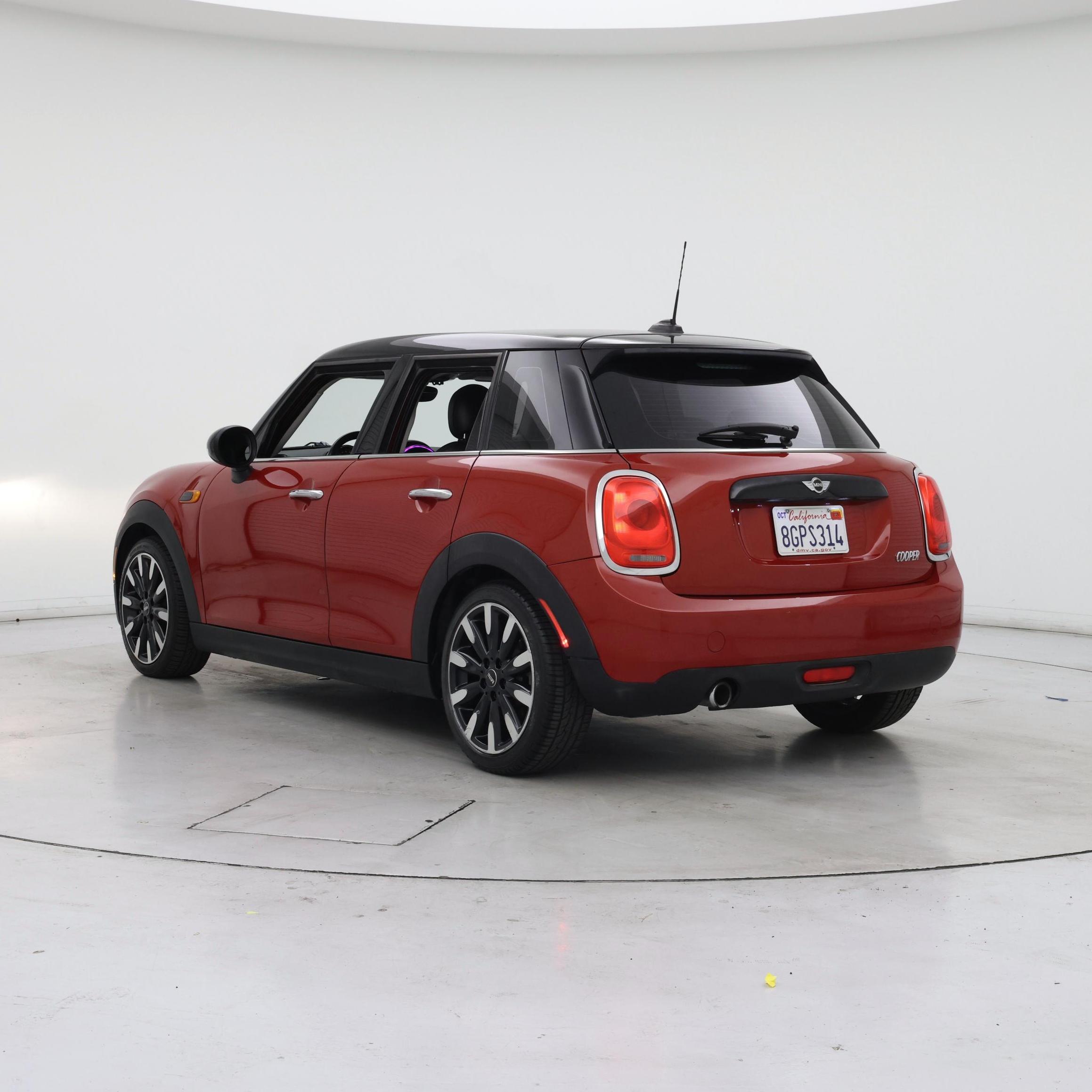 Thumbnail: 2016 MINI Cooper Hardtop - 2