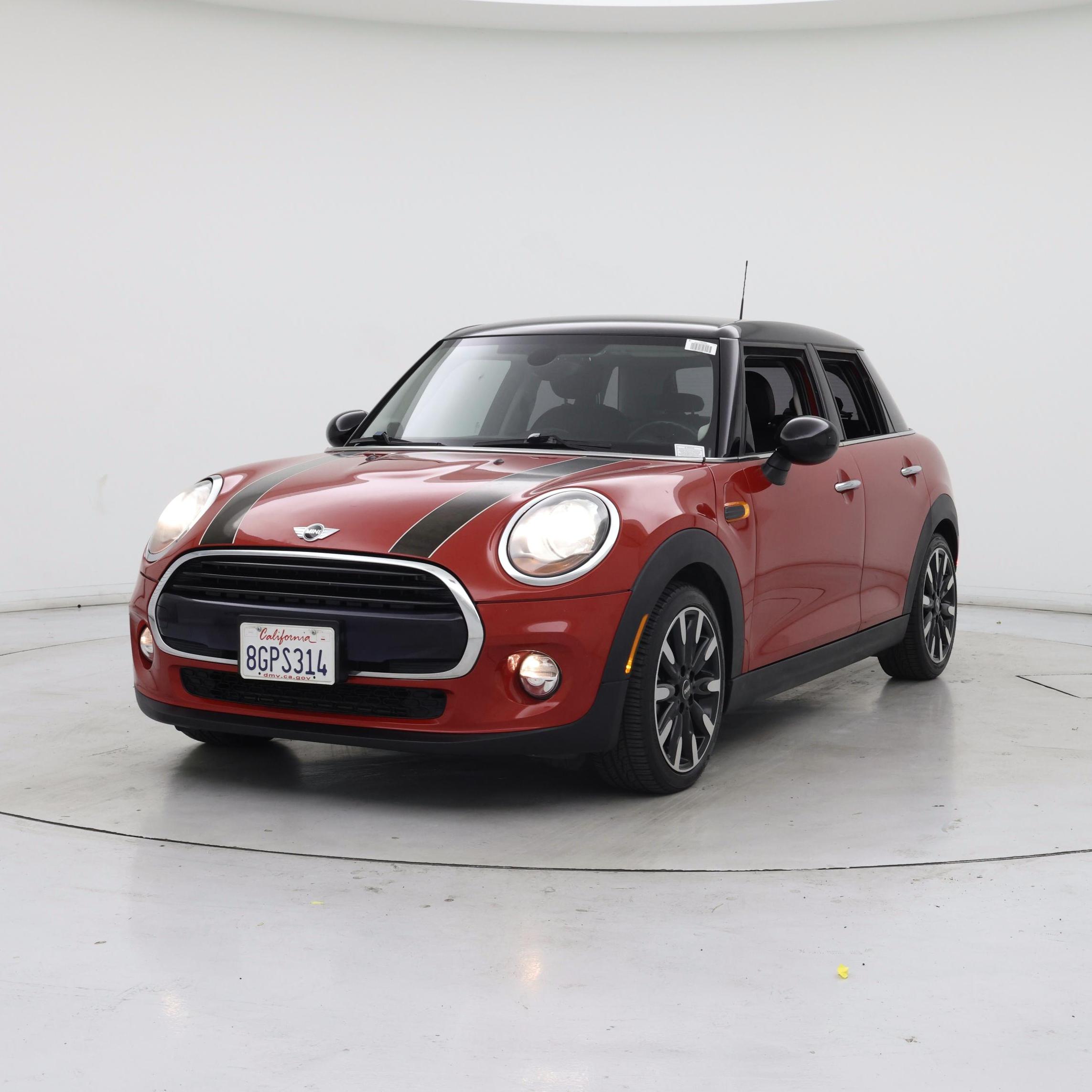 Thumbnail: 2016 MINI Cooper Hardtop - 4