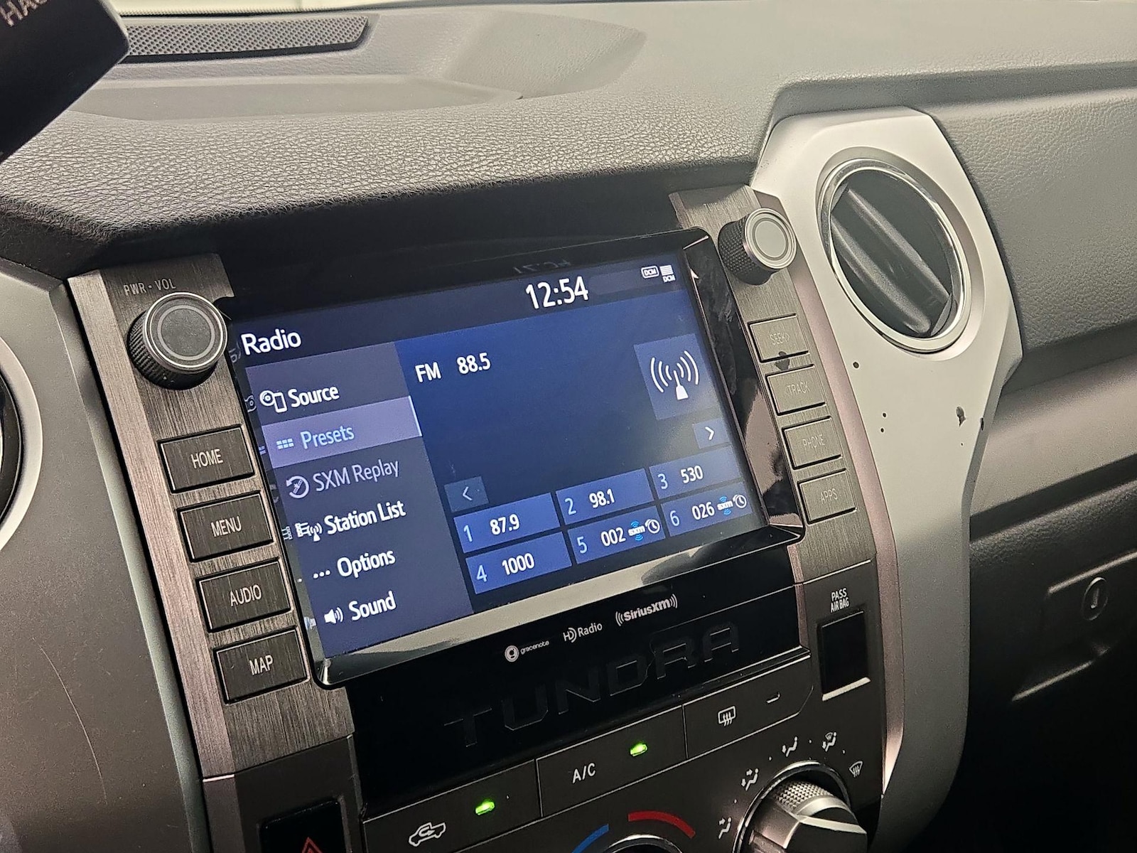 2020 Toyota Tundra SR5 - Photo 16