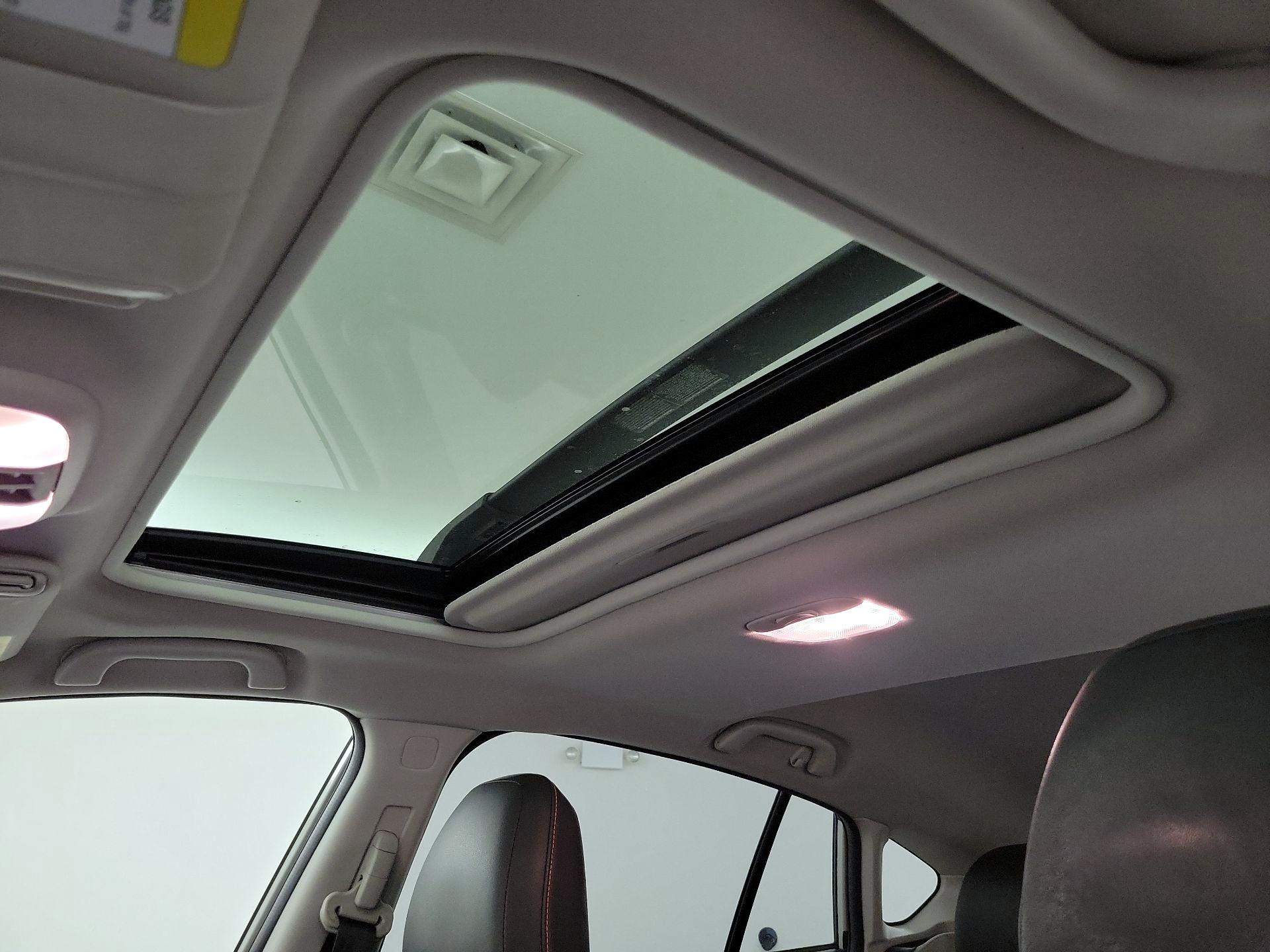 Thumbnail: 2019 Subaru Crosstrek - 19