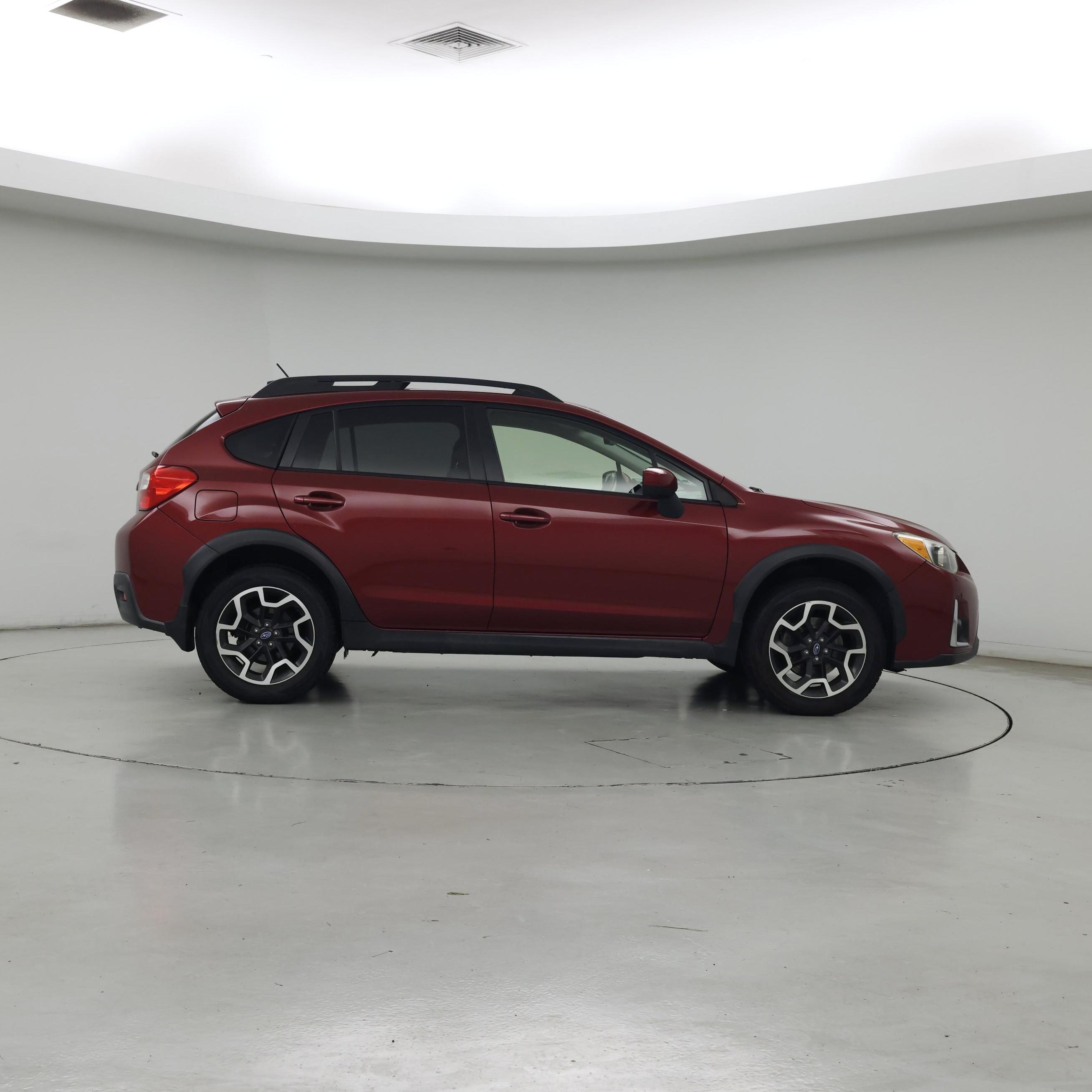 Thumbnail: 2017 Subaru Crosstrek - 7