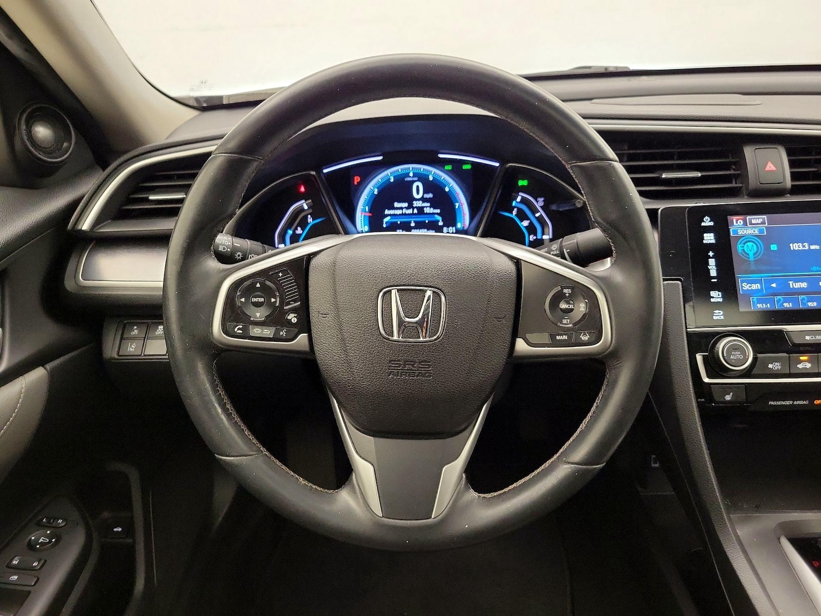 2018 Honda Civic Touring - Photo 11