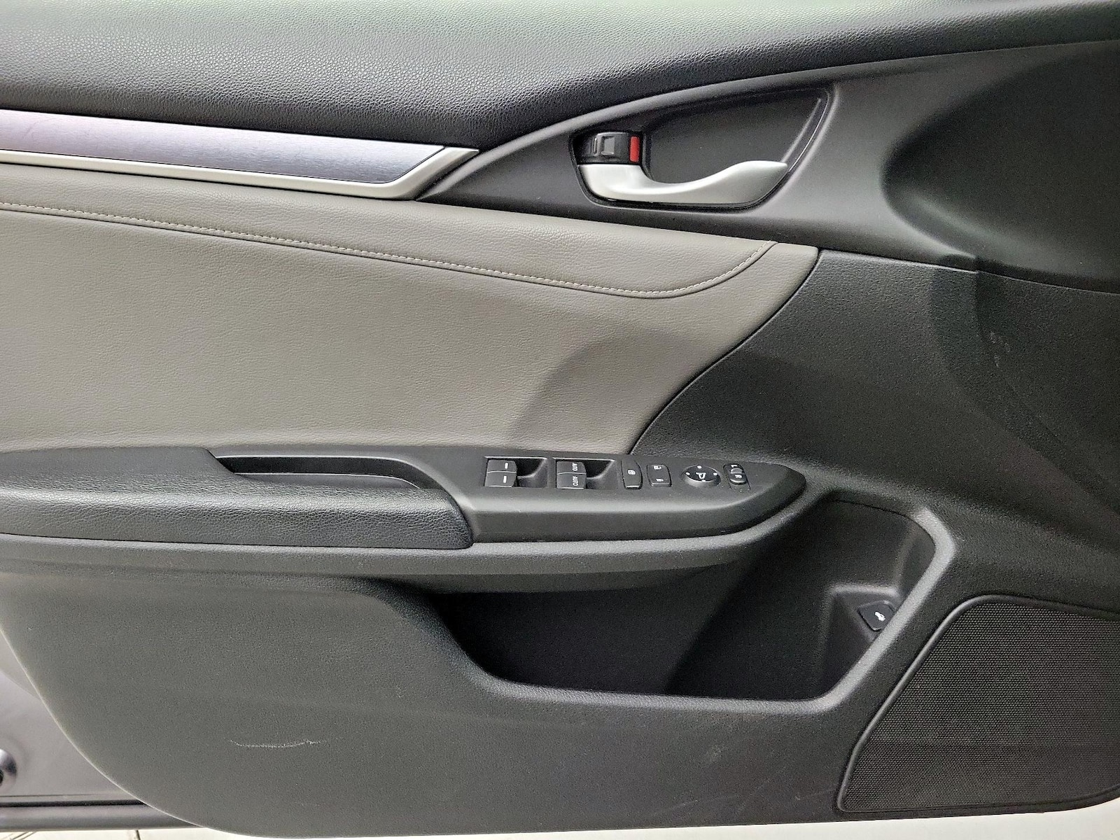 2018 Honda Civic Touring - Photo 13