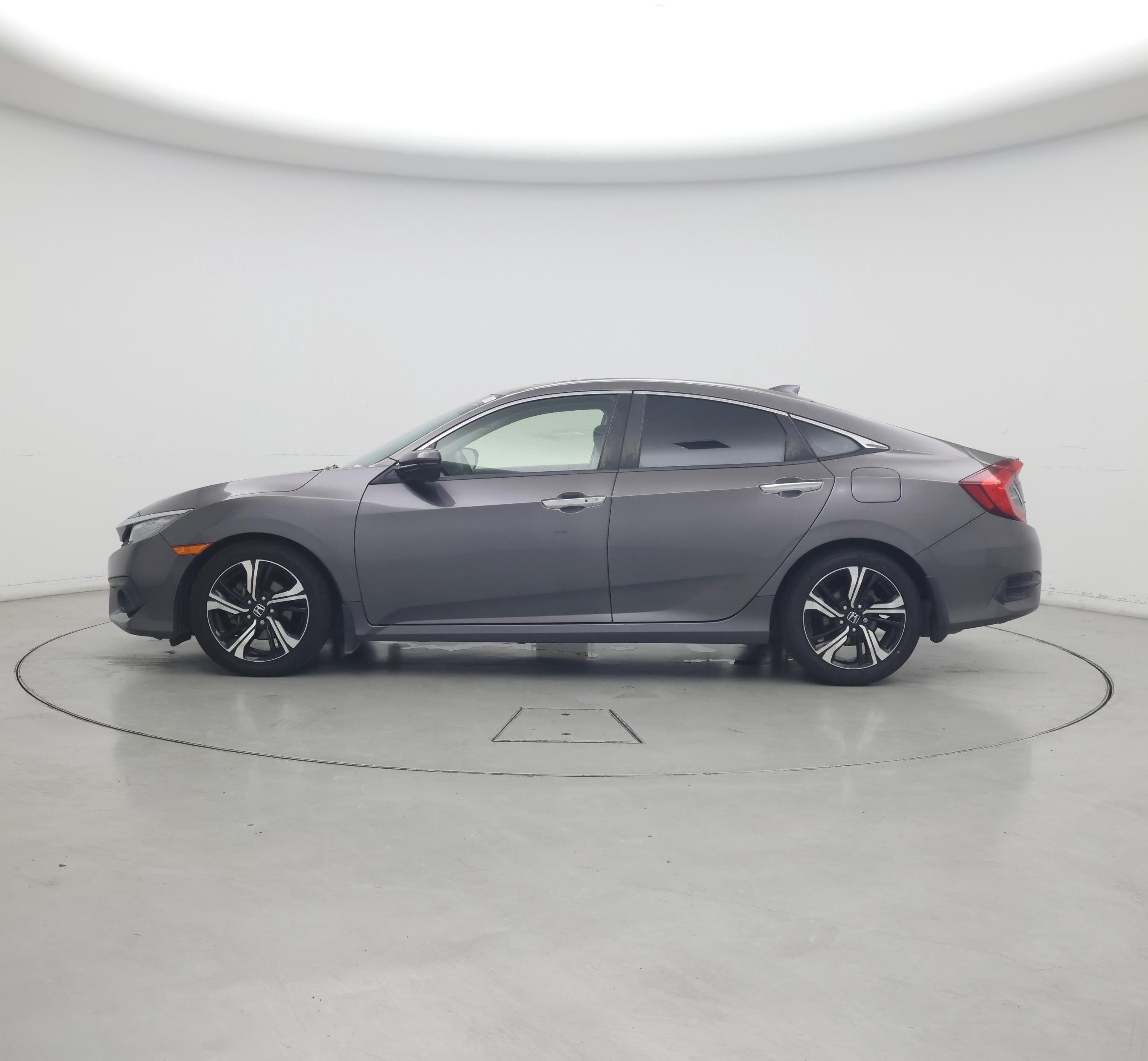 Thumbnail: 2018 Honda Civic - 3