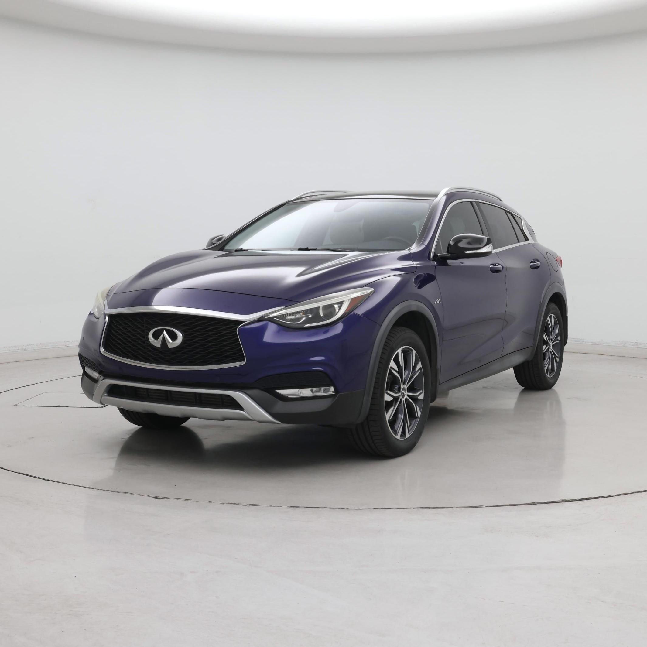 Thumbnail: 2018 INFINITI QX30 - 4