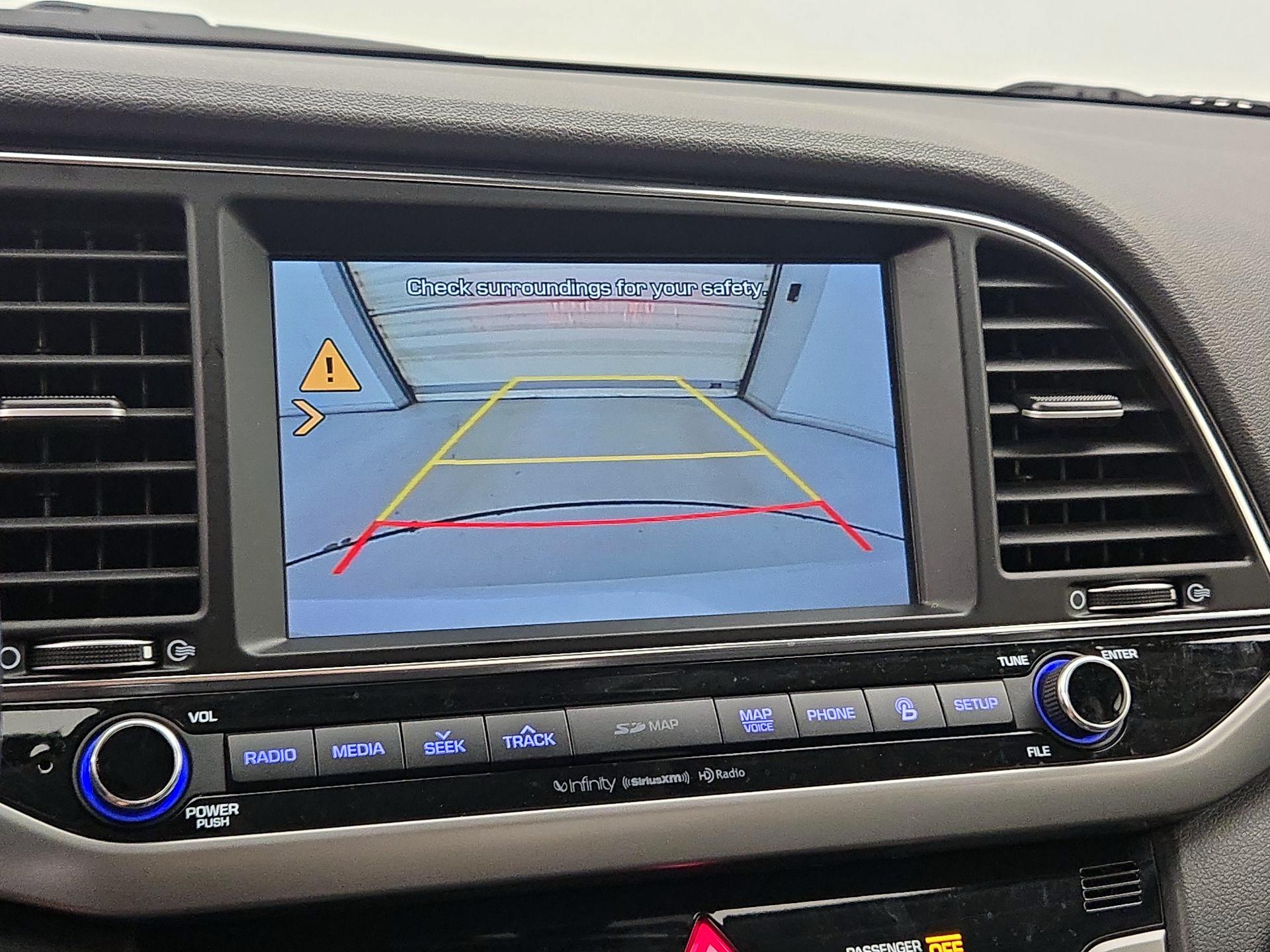 Thumbnail: 2018 Hyundai Elantra - 15