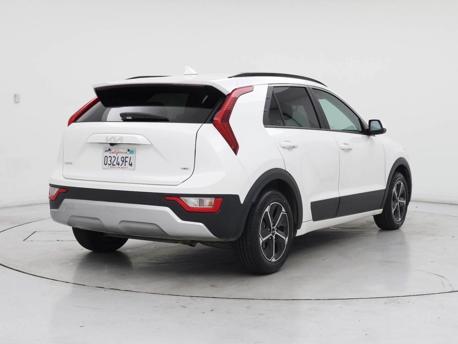 2025 Kia Niro LX - Photo 9