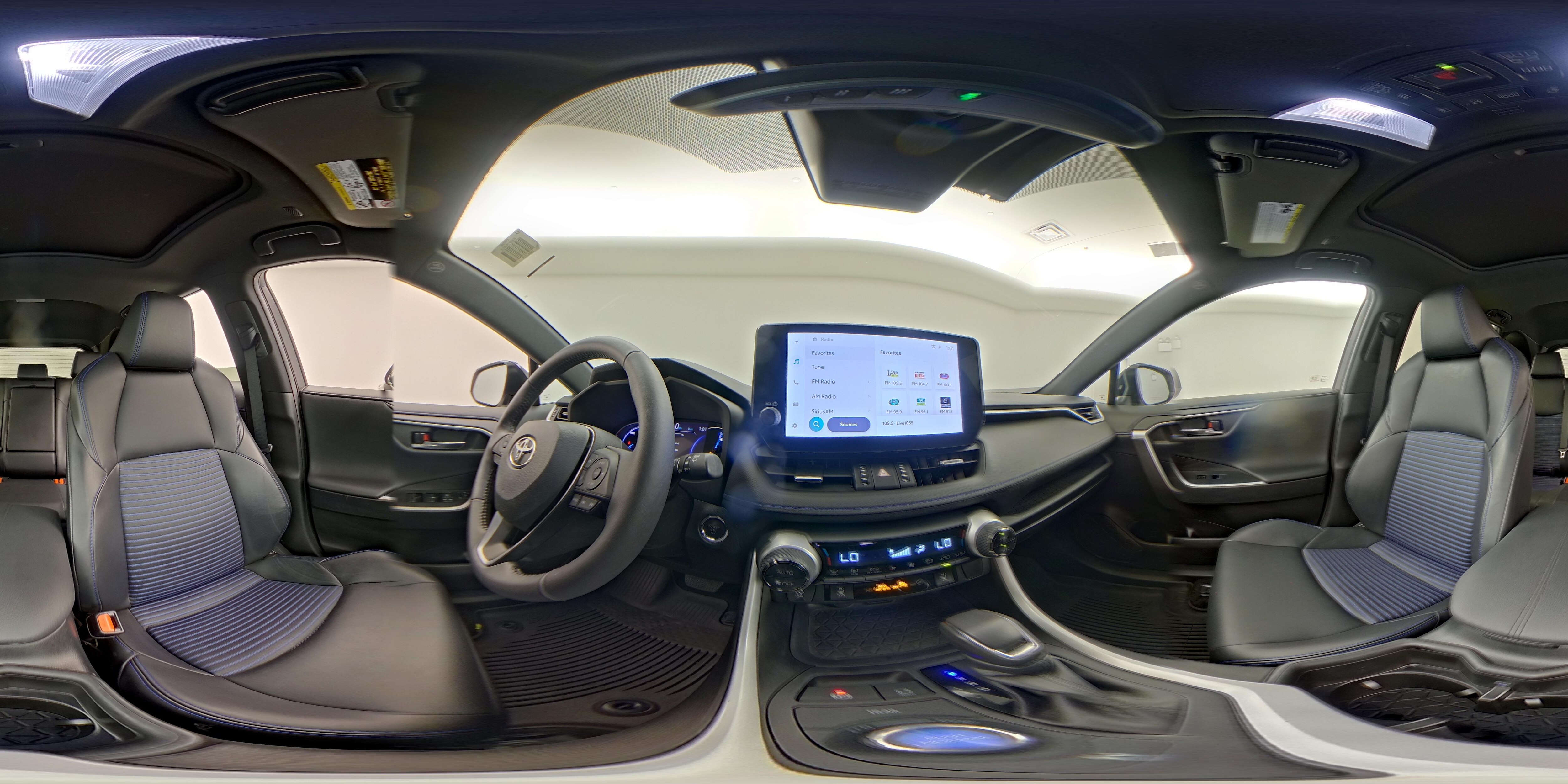 2024 Toyota RAV4 XSE - Photo 25