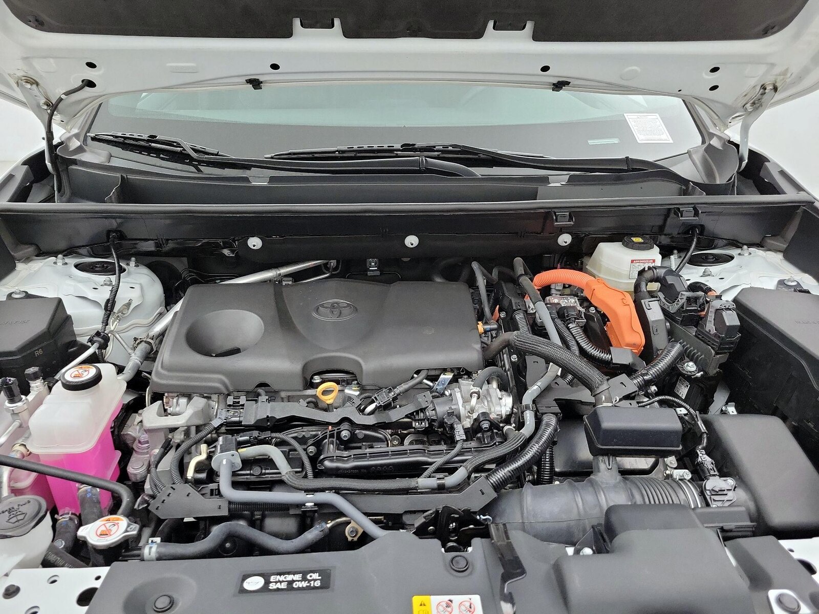 2024 Toyota RAV4 XSE - Photo 23