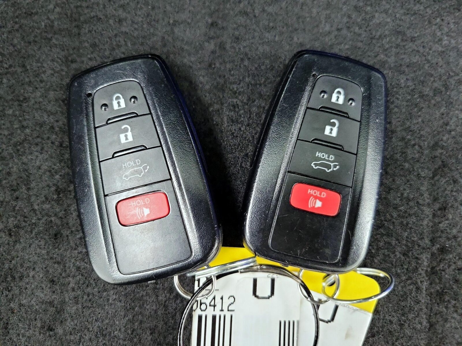 2024 Toyota RAV4 XSE - Photo 24