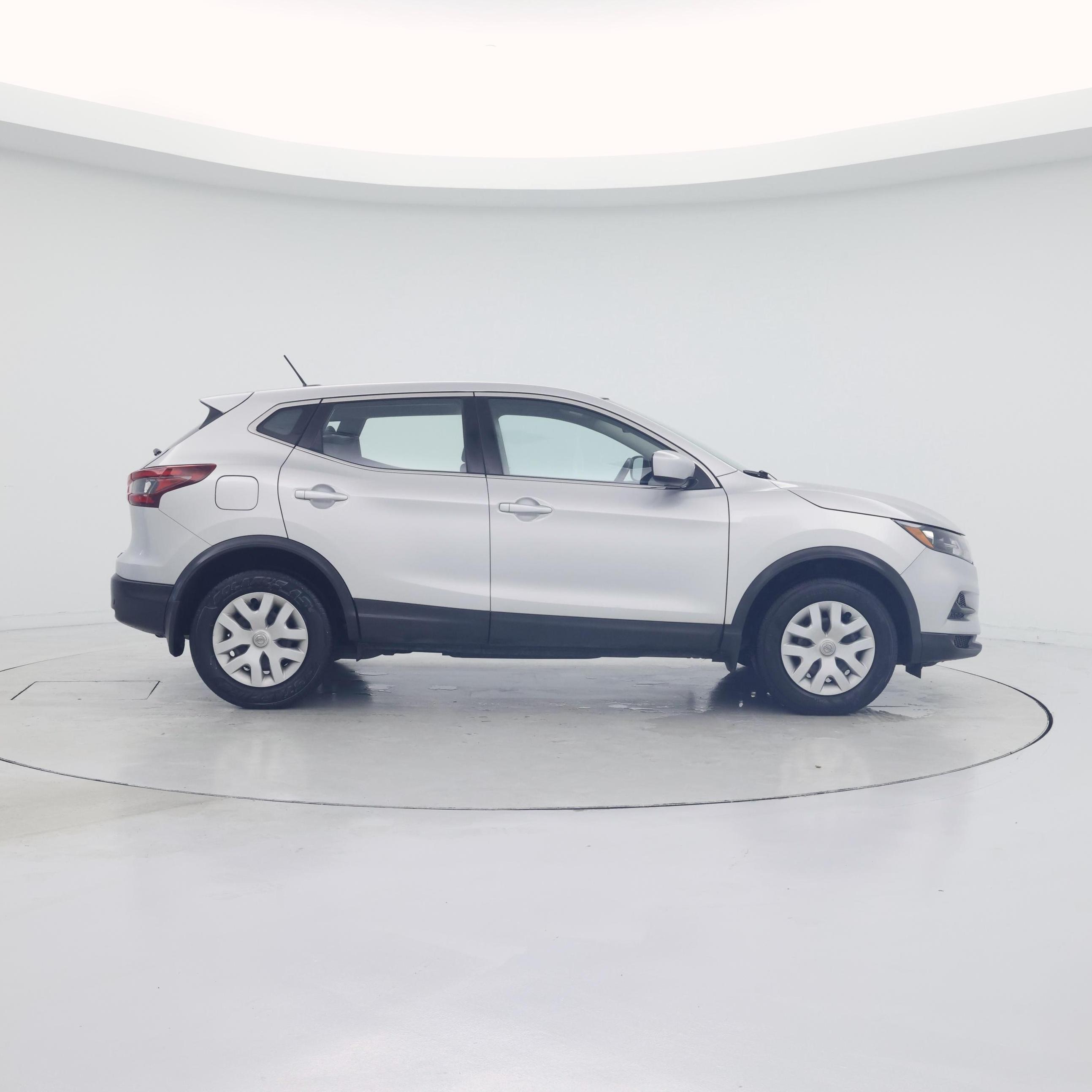 Thumbnail: 2020 Nissan Rogue Sport - 7