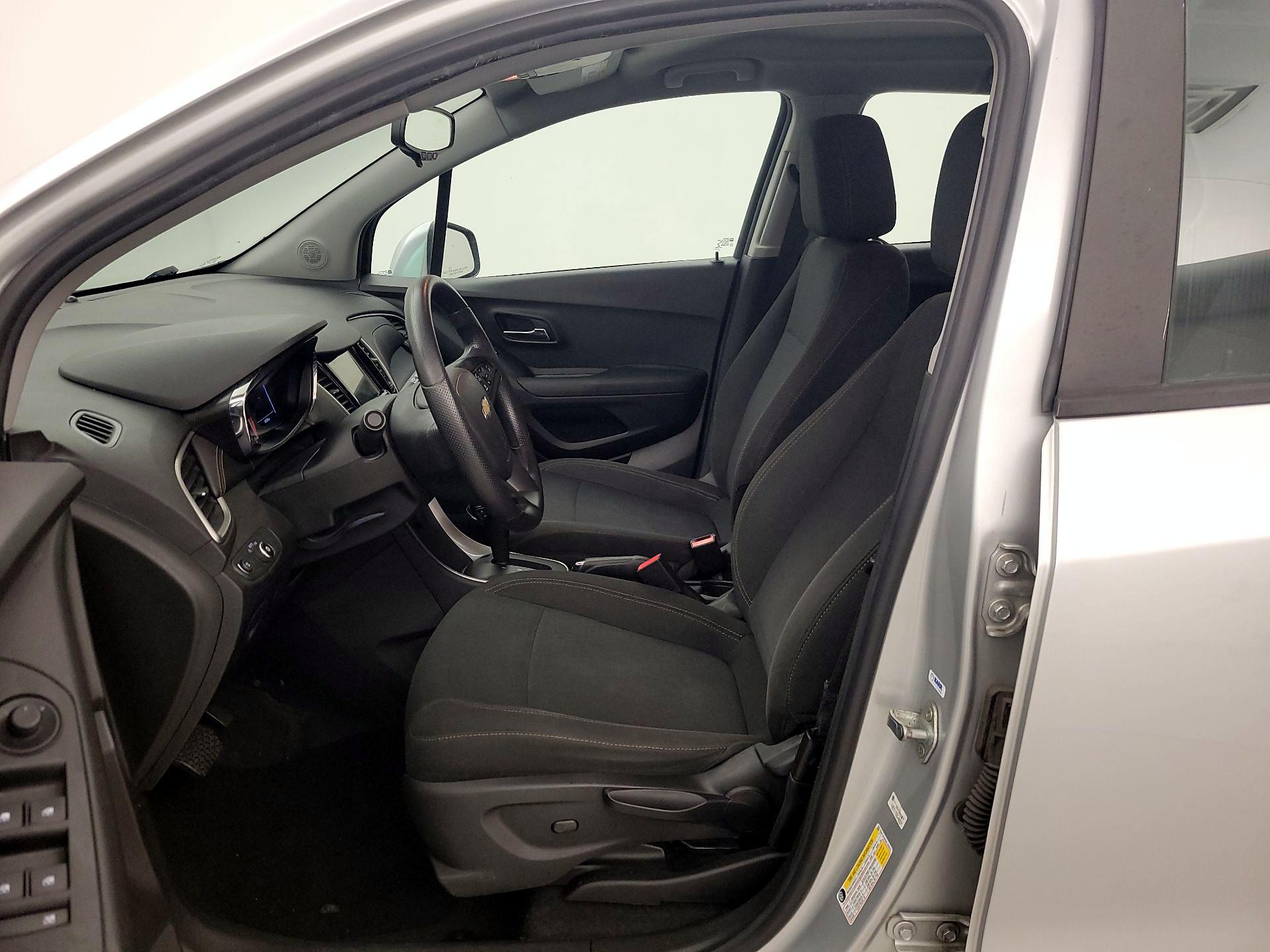 Thumbnail: 2019 Chevrolet Trax - 11