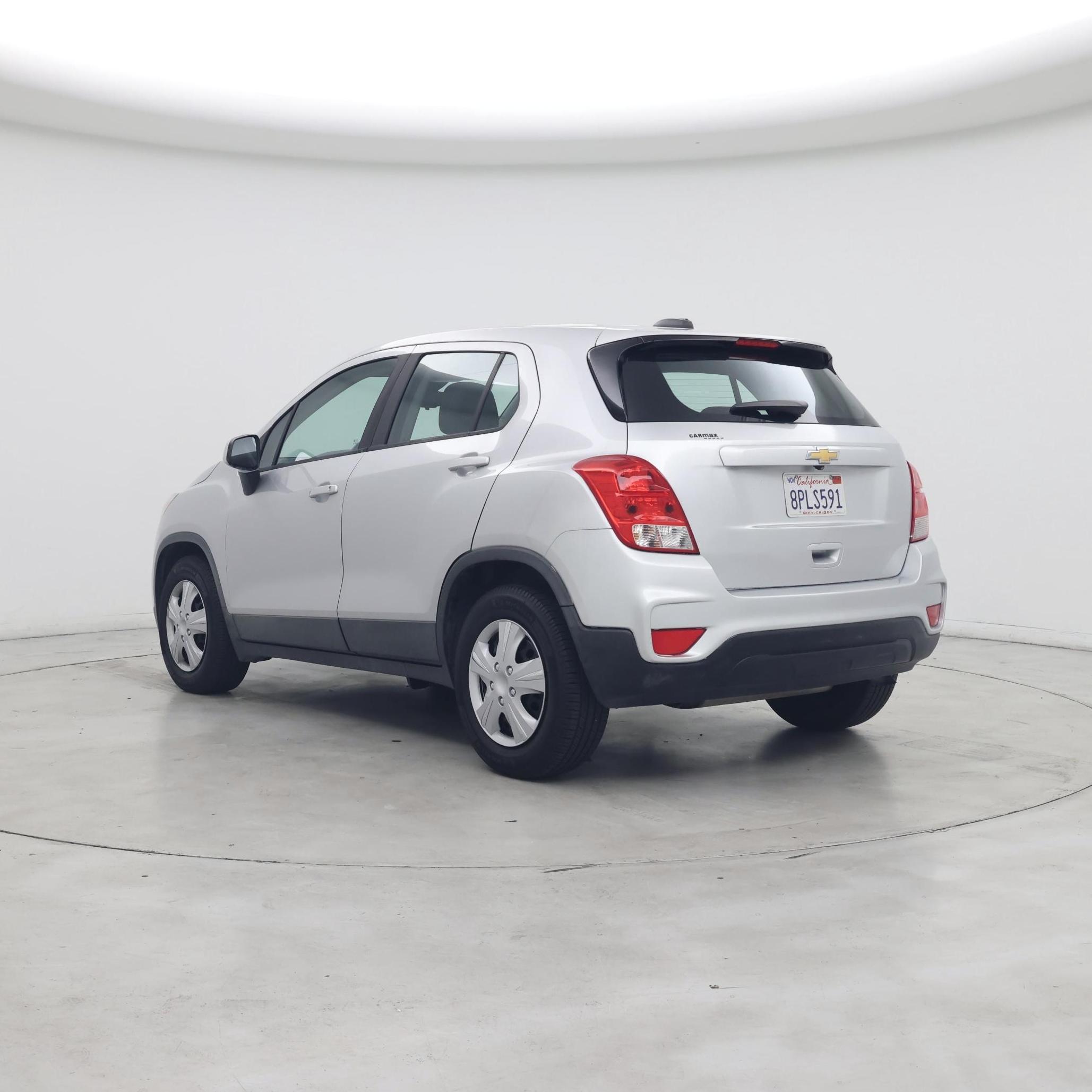Thumbnail: 2019 Chevrolet Trax - 2
