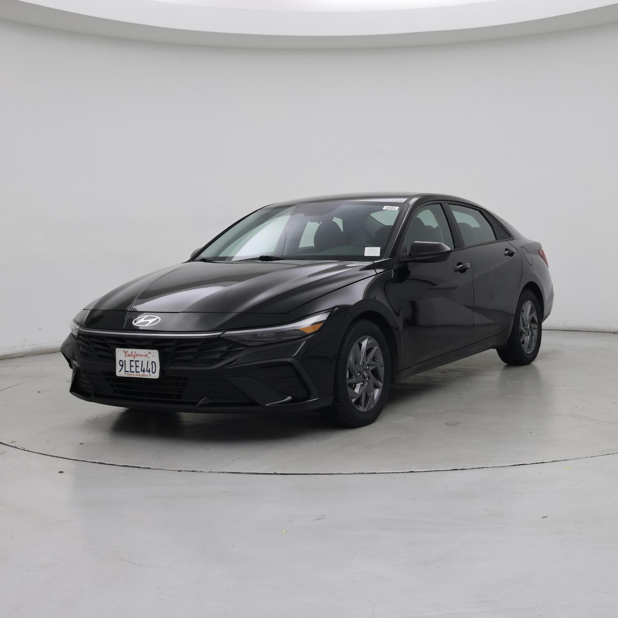 Thumbnail: 2024 Hyundai Elantra - 4