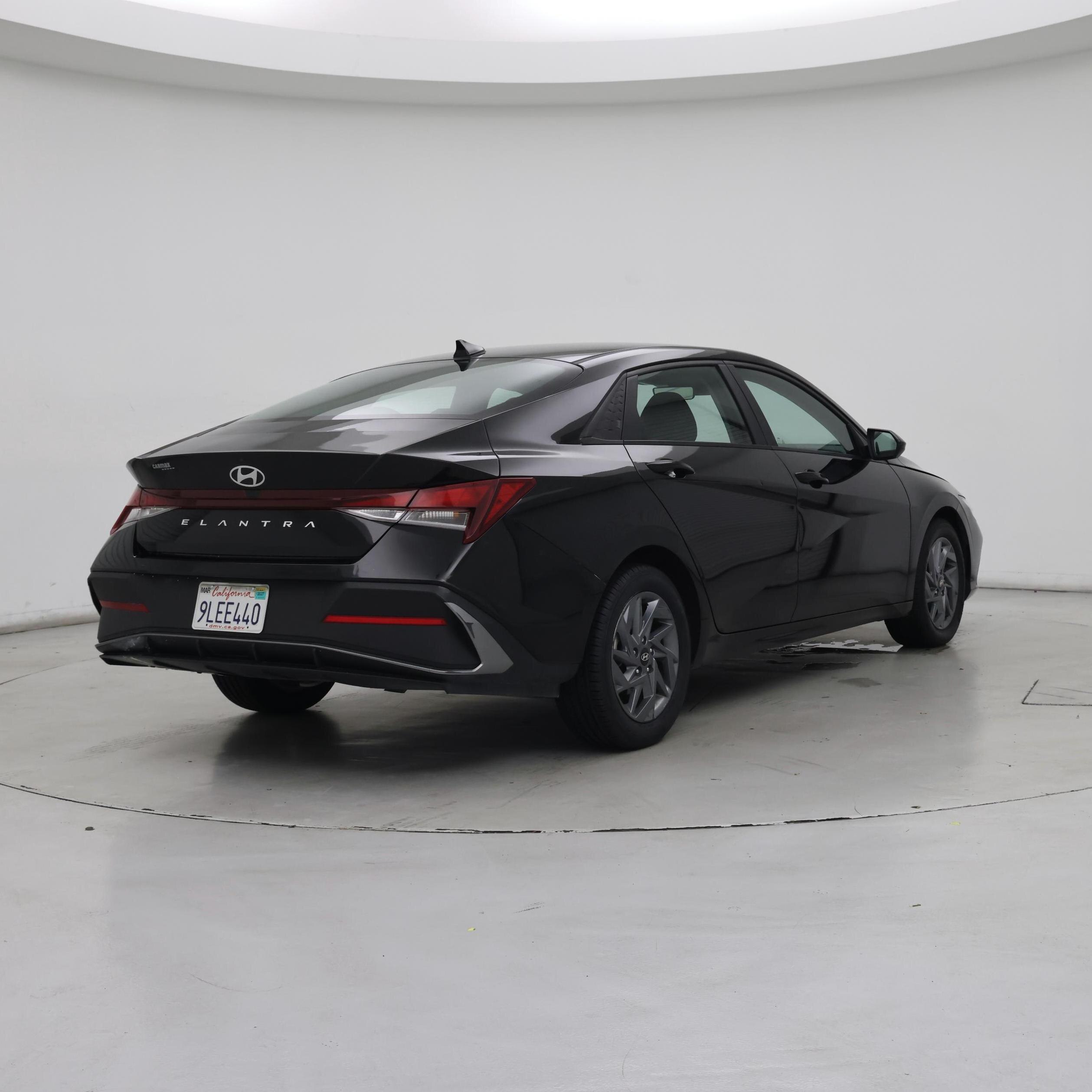 Thumbnail: 2024 Hyundai Elantra - 8