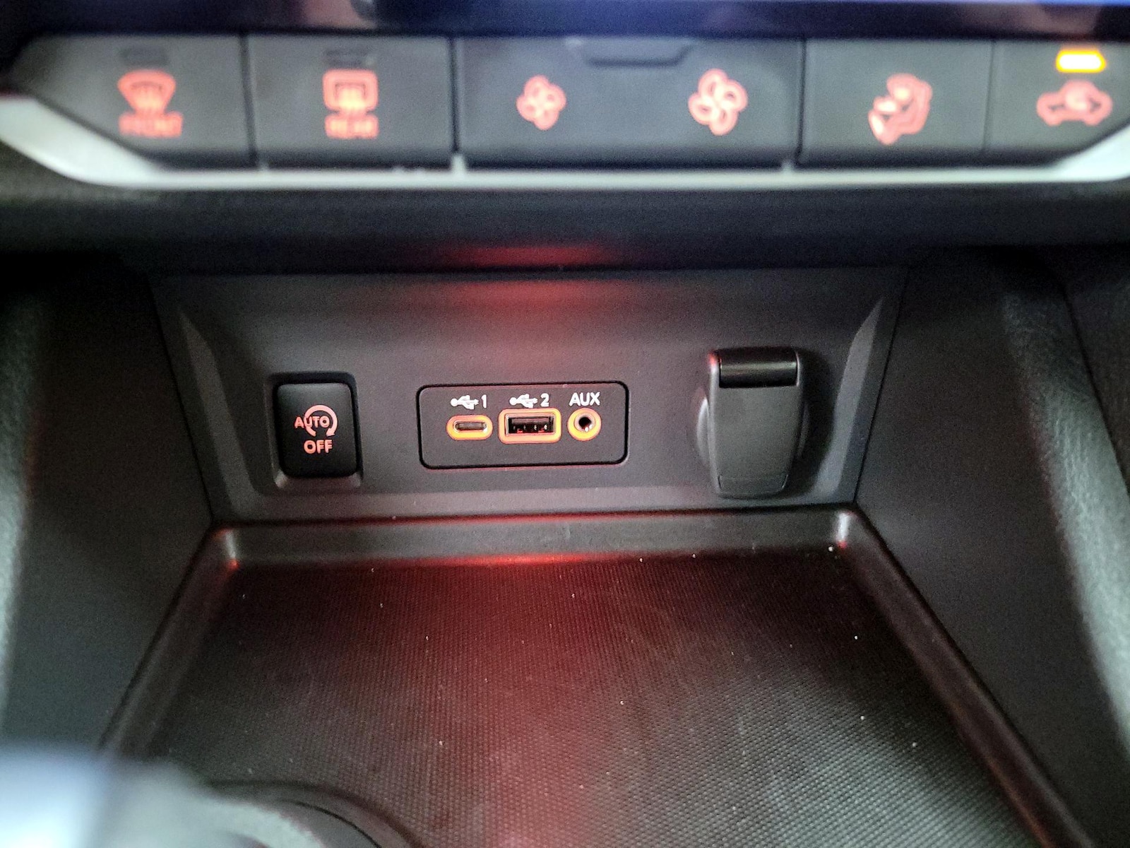 2025 Nissan Sentra SV - Photo 19