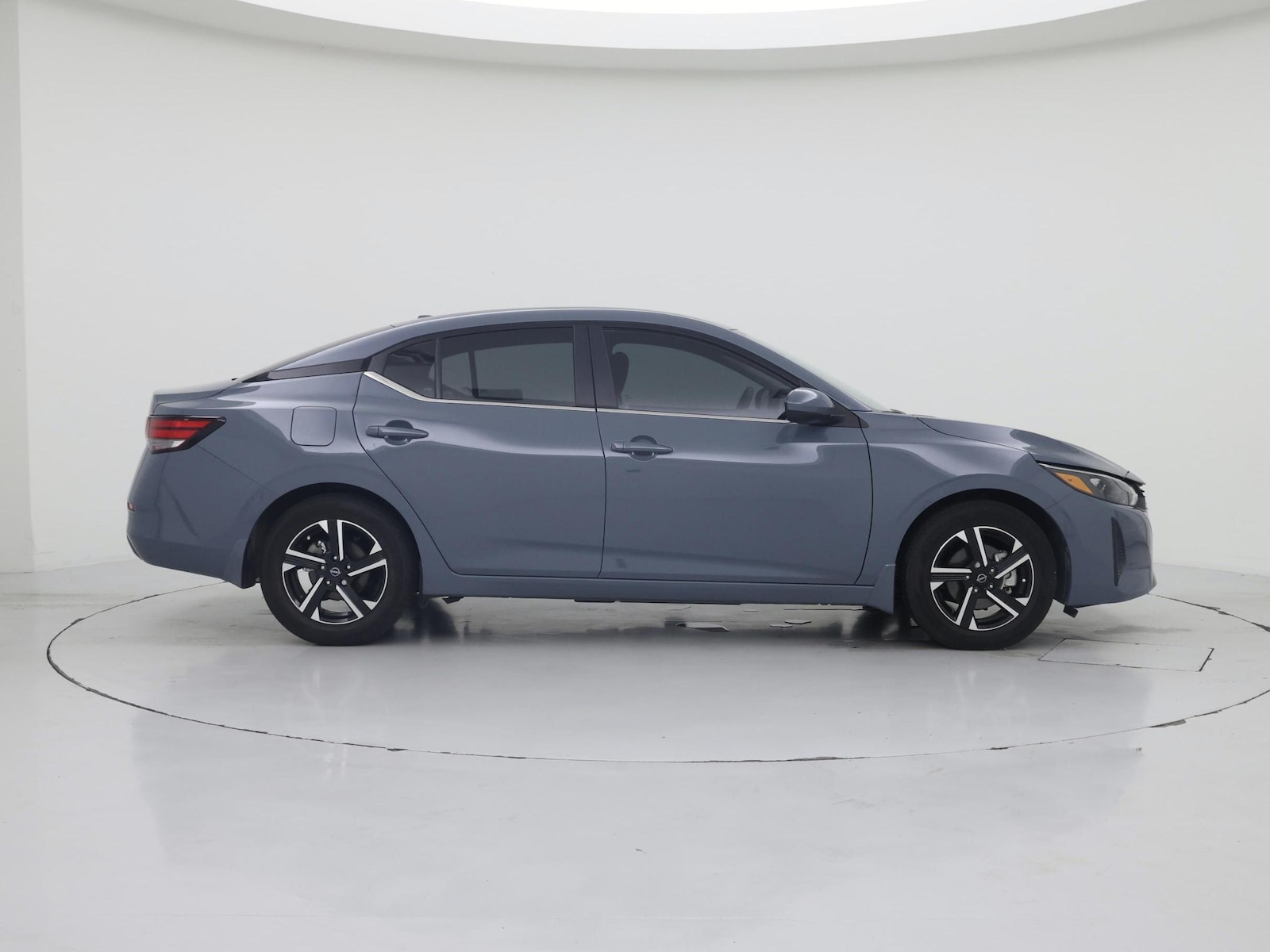 2025 Nissan Sentra SV - Photo 8