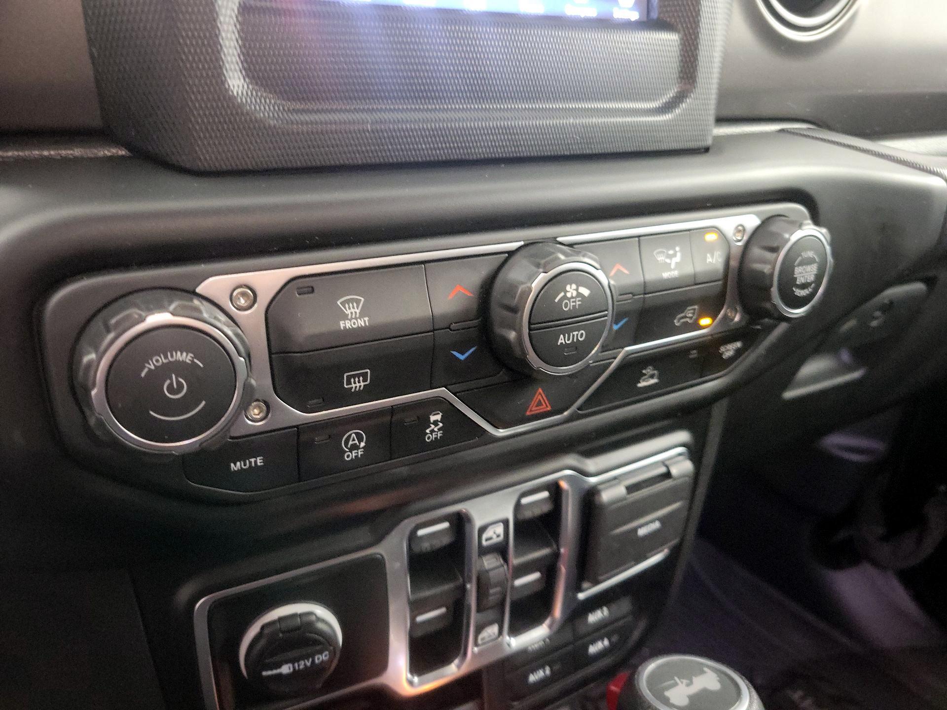 Thumbnail: 2023 Jeep Wrangler - 16