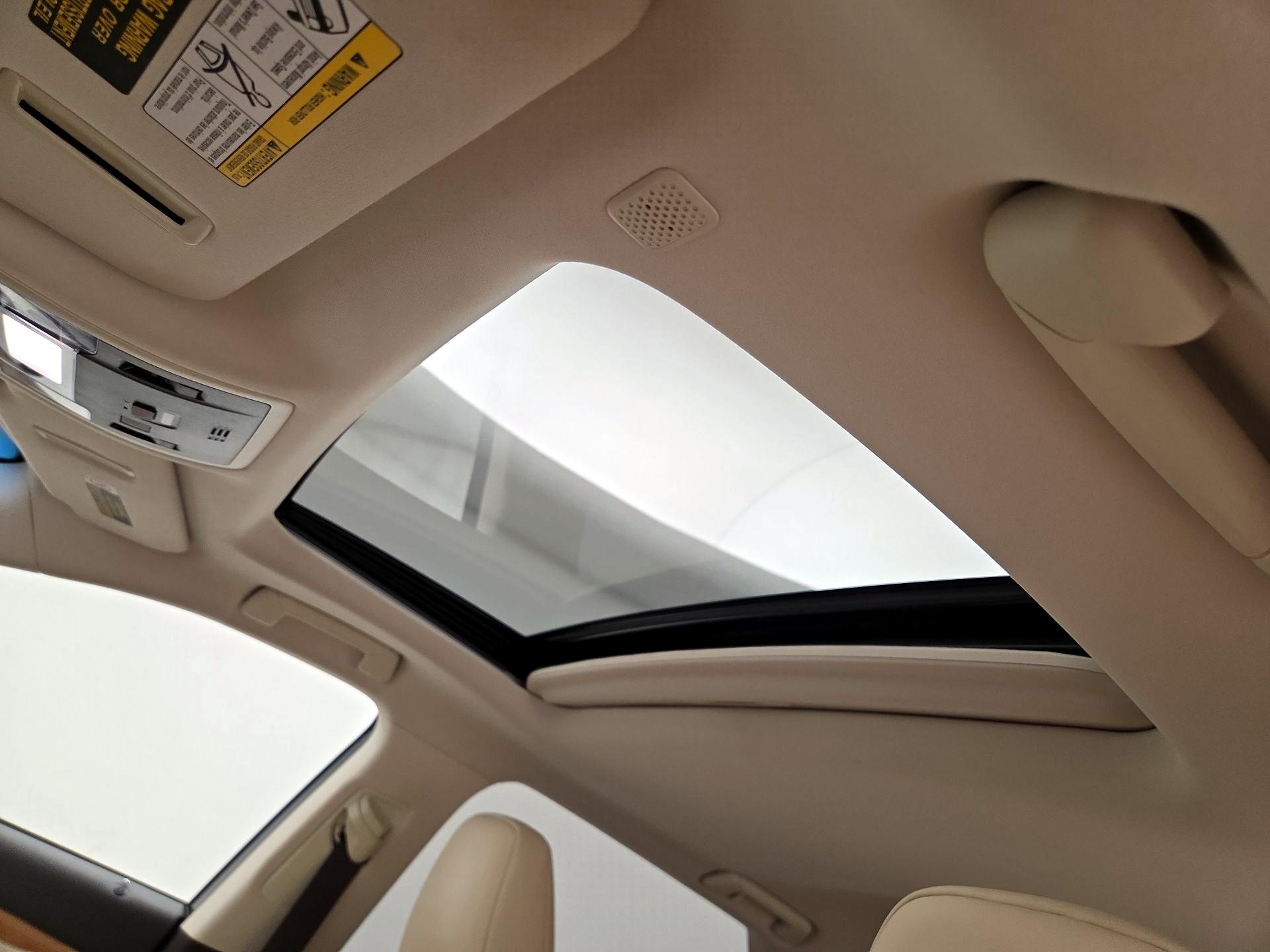 Thumbnail: 2018 Lexus RX - 20