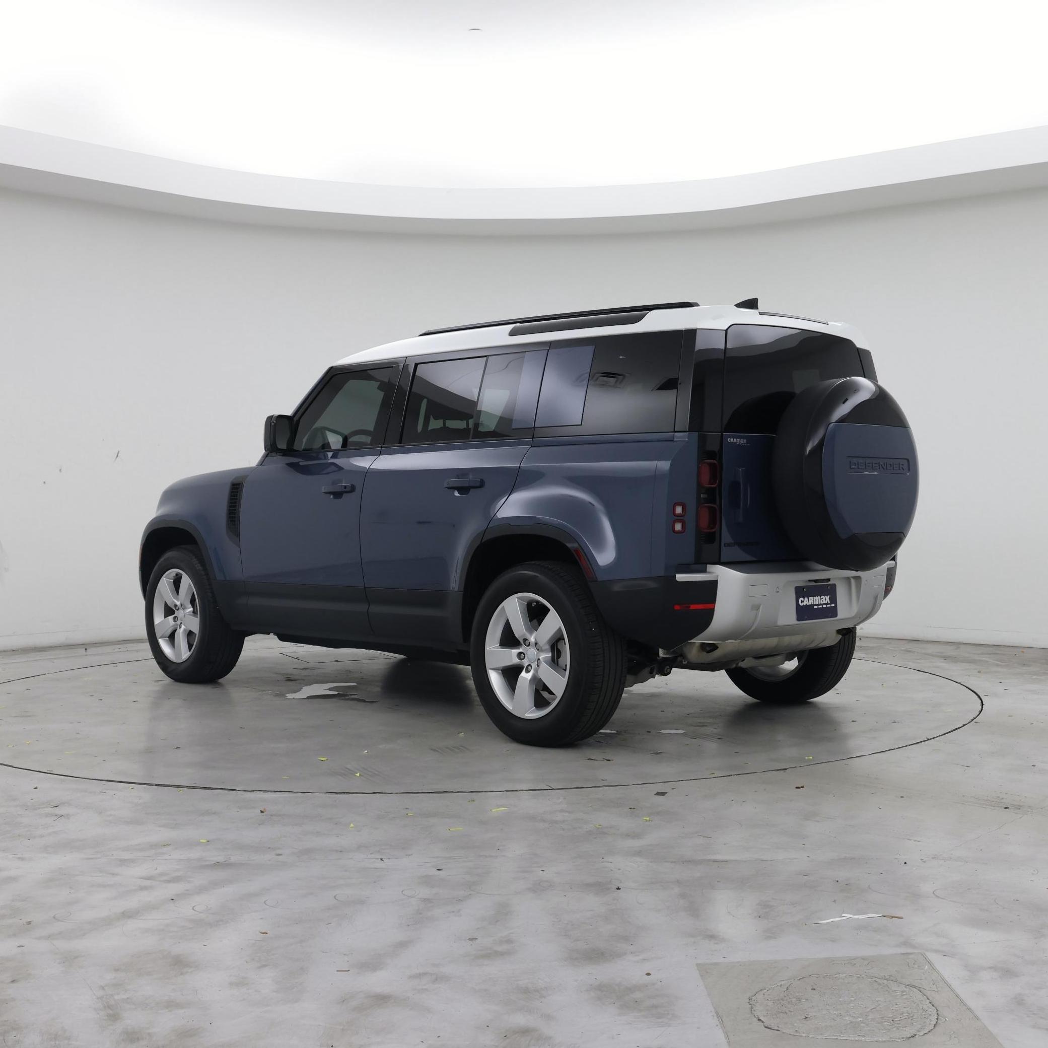 Thumbnail: 2025 Land Rover Defender - 2