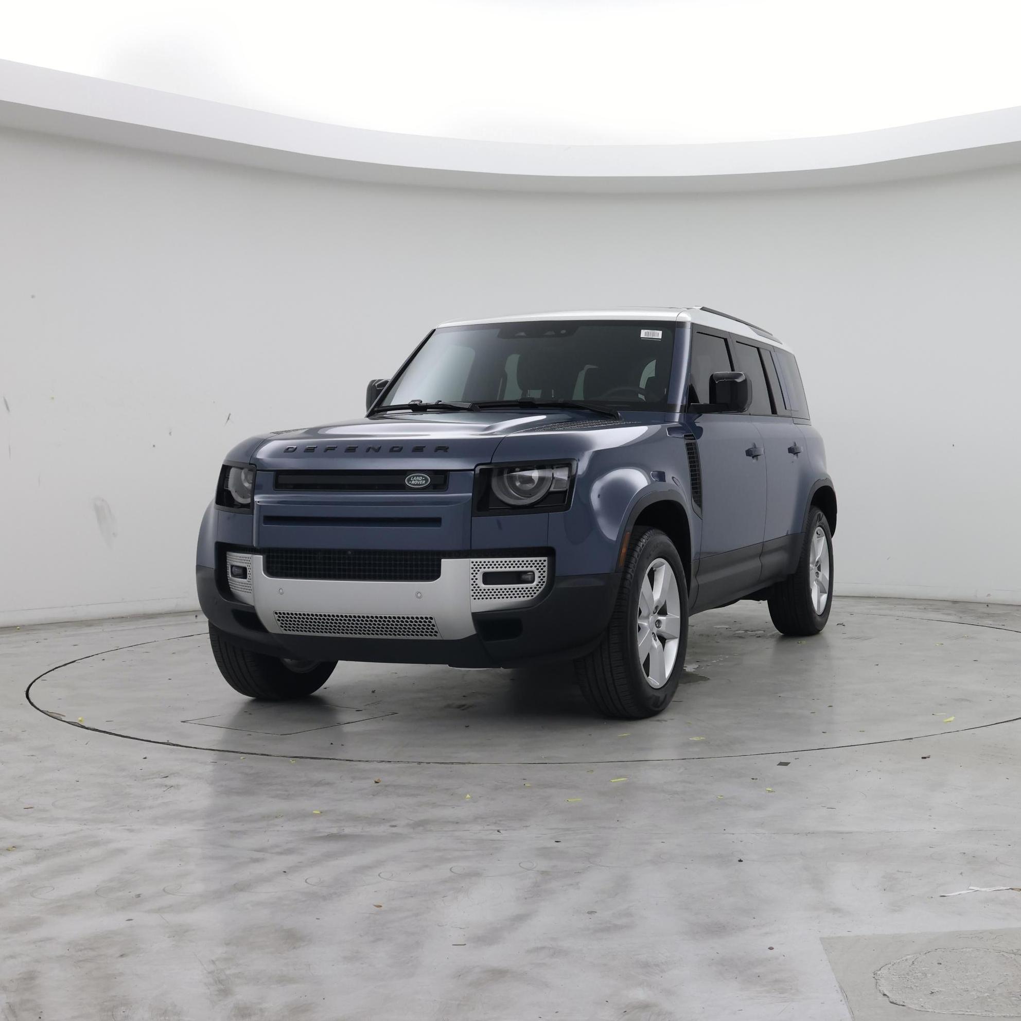 Thumbnail: 2025 Land Rover Defender - 4