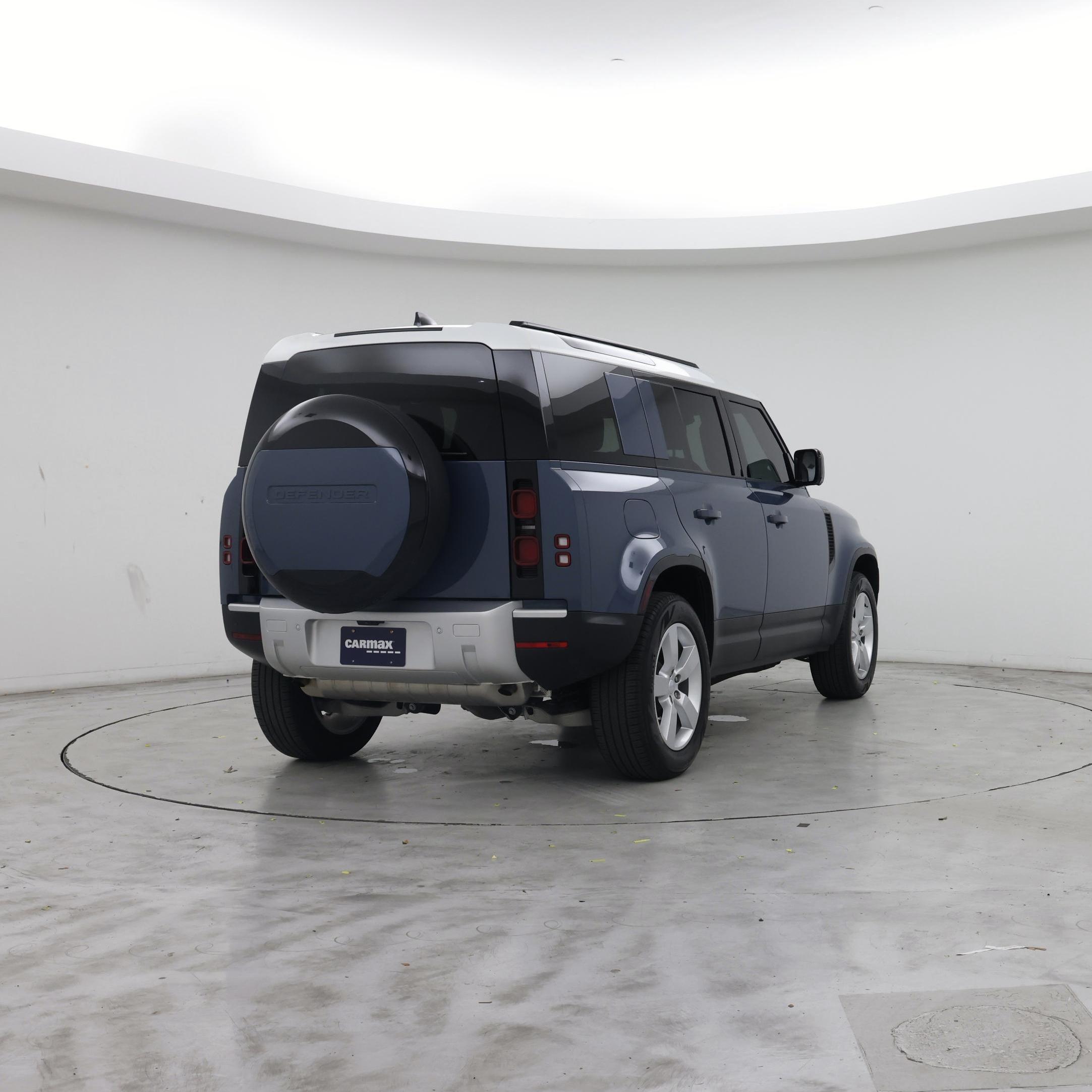 Thumbnail: 2025 Land Rover Defender - 8