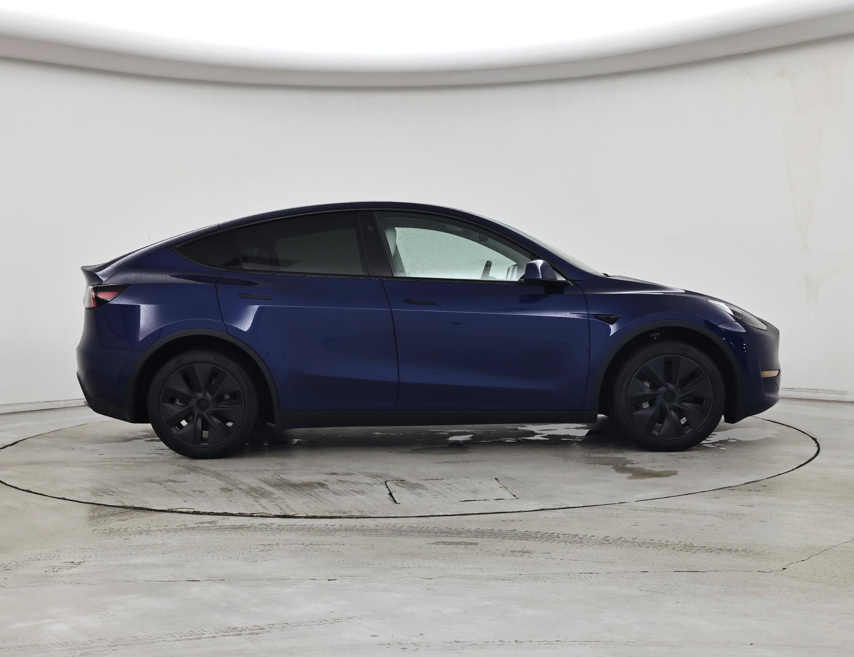 Thumbnail: 2025 Tesla Model Y - 7
