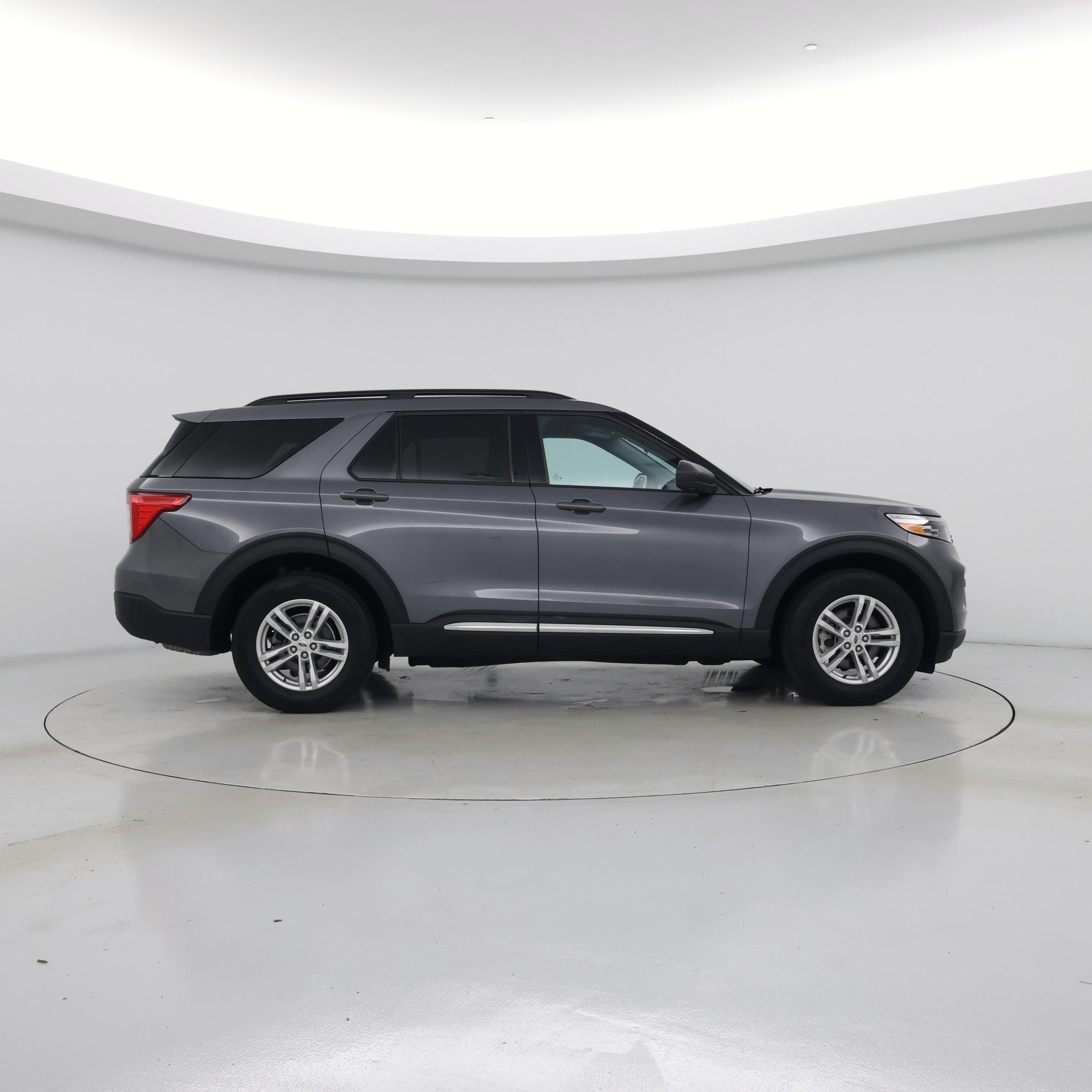 Thumbnail: 2025 Audi SQ5 - 7