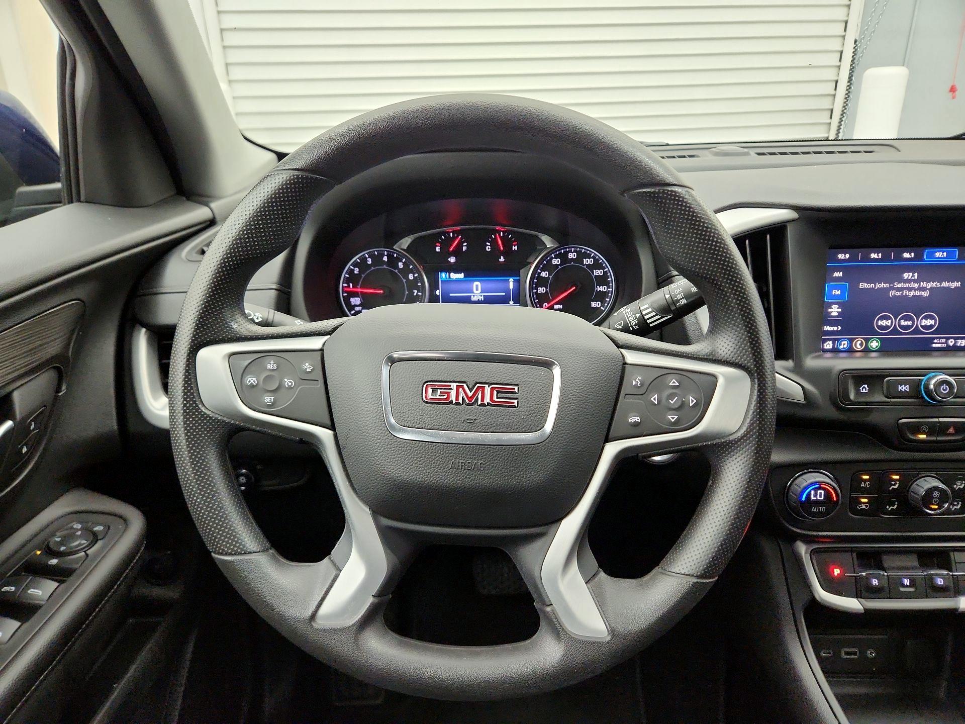Thumbnail: 2022 GMC Terrain - 10