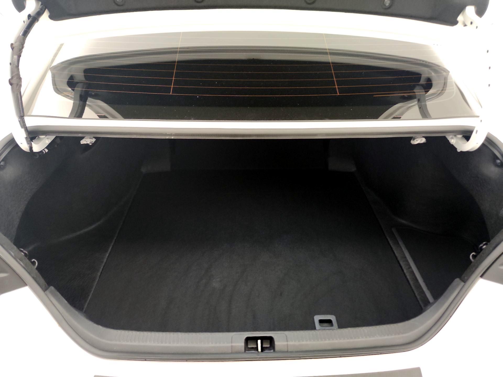Thumbnail: 2025 Toyota Camry - 20