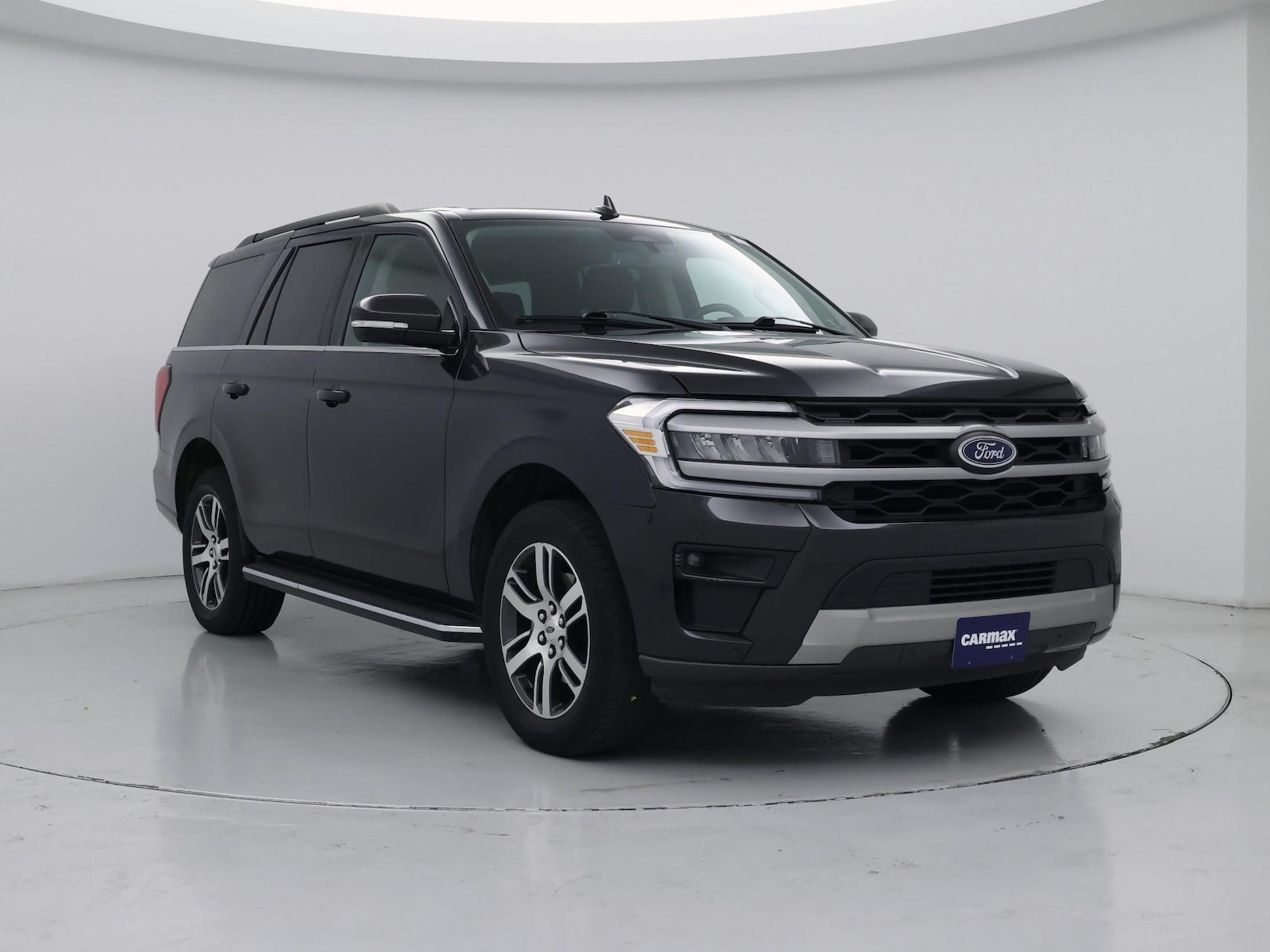 2022 Ford Expedition XLT - Photo 2