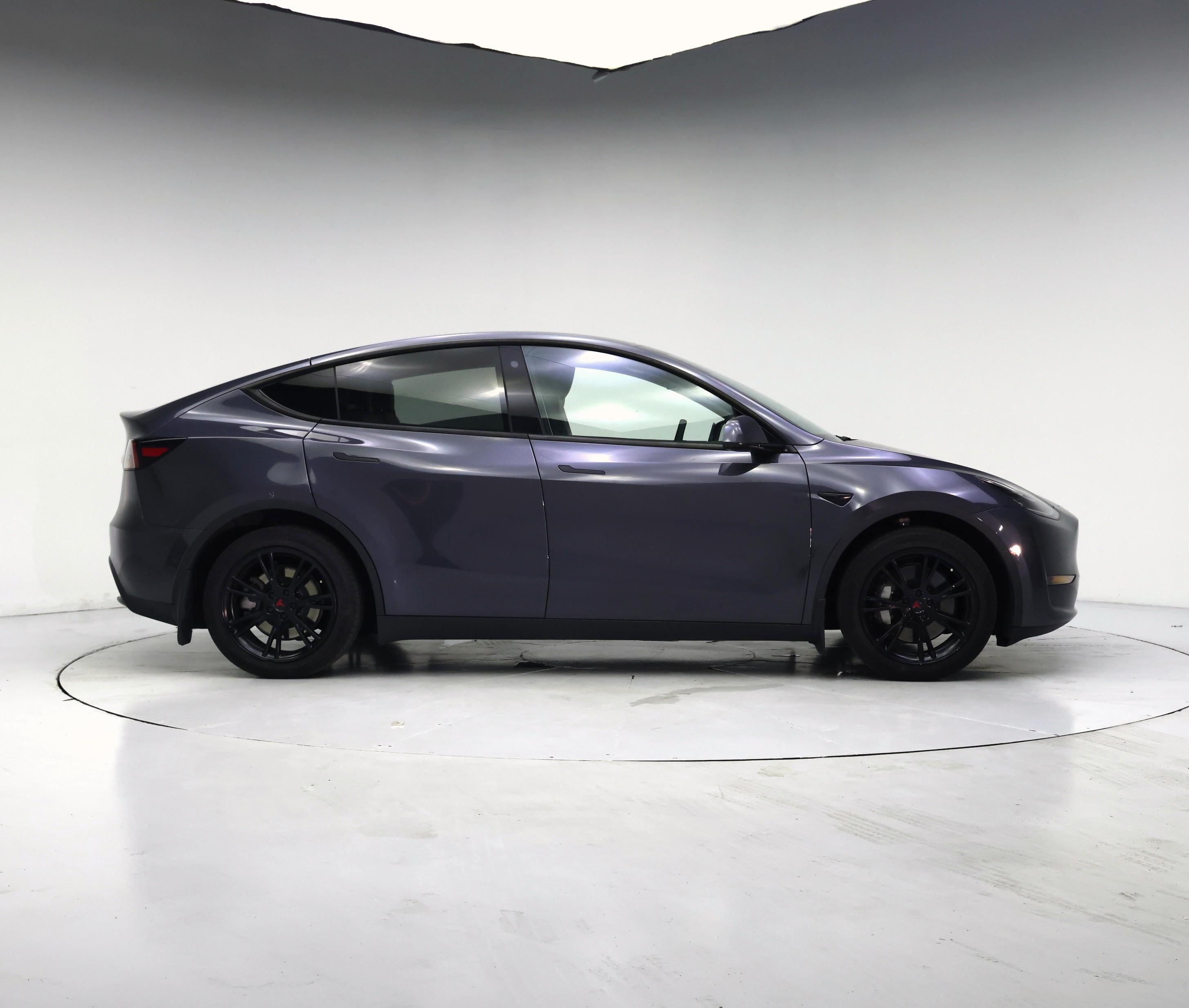 Thumbnail: 2023 Tesla Model Y - 7