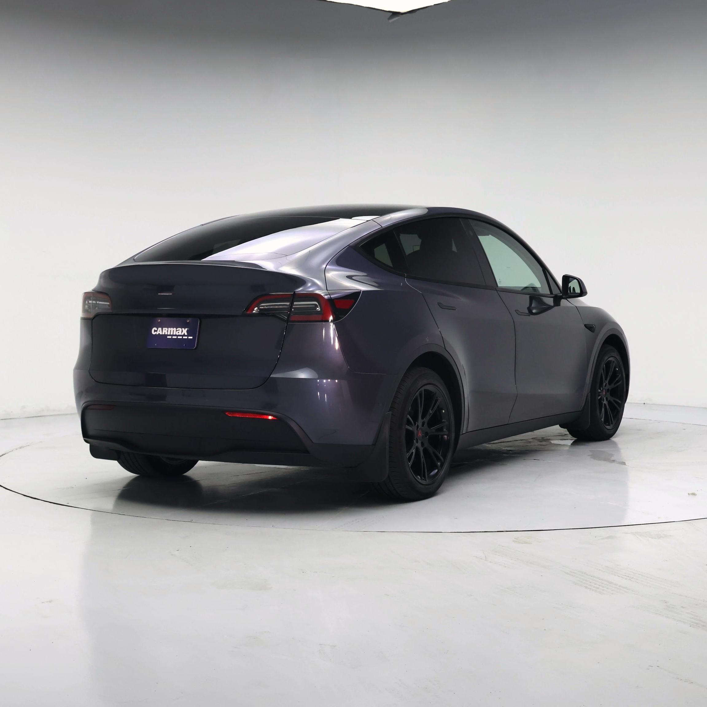 Thumbnail: 2023 Tesla Model Y - 8
