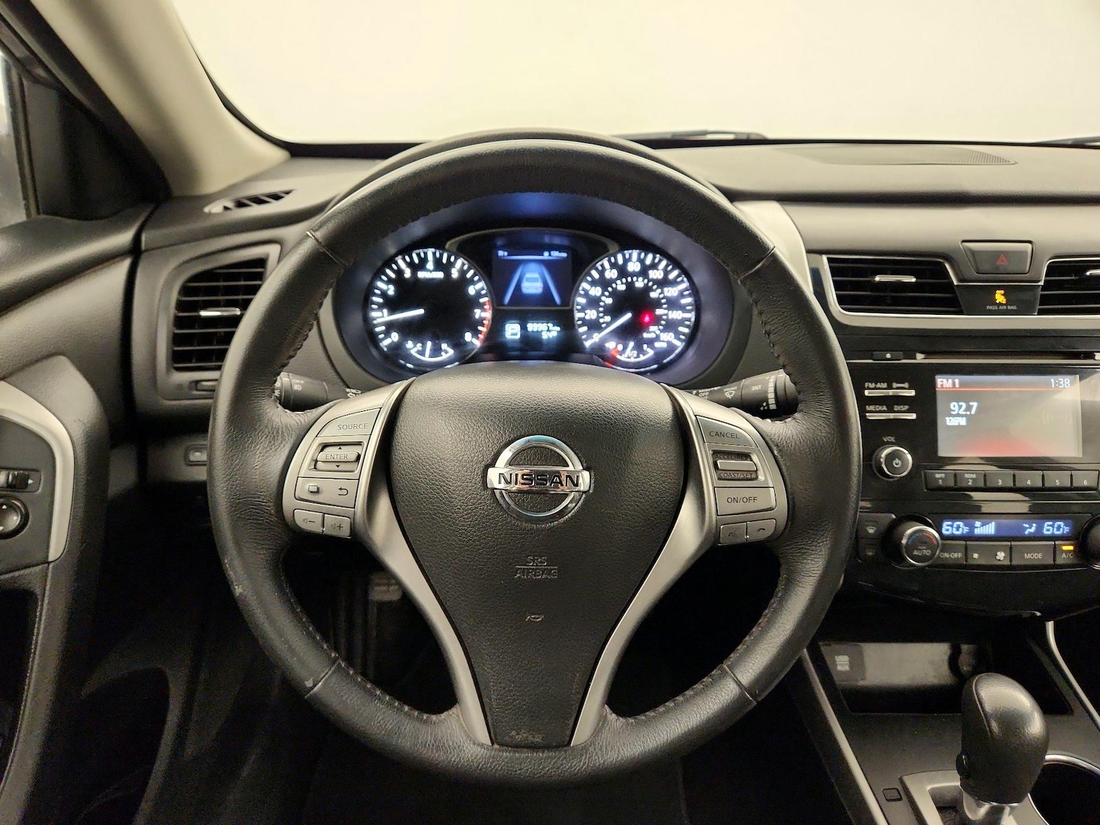 2015 Nissan Altima SV - Photo 11