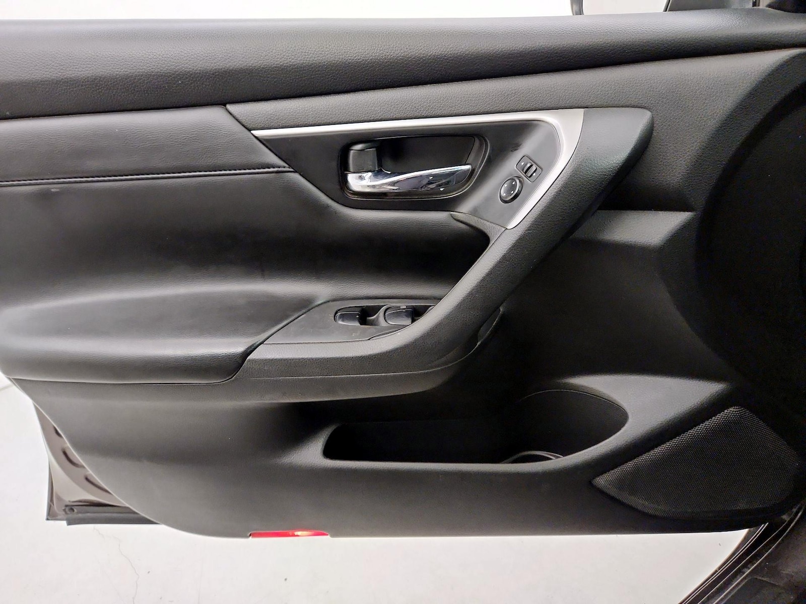 2015 Nissan Altima SV - Photo 13