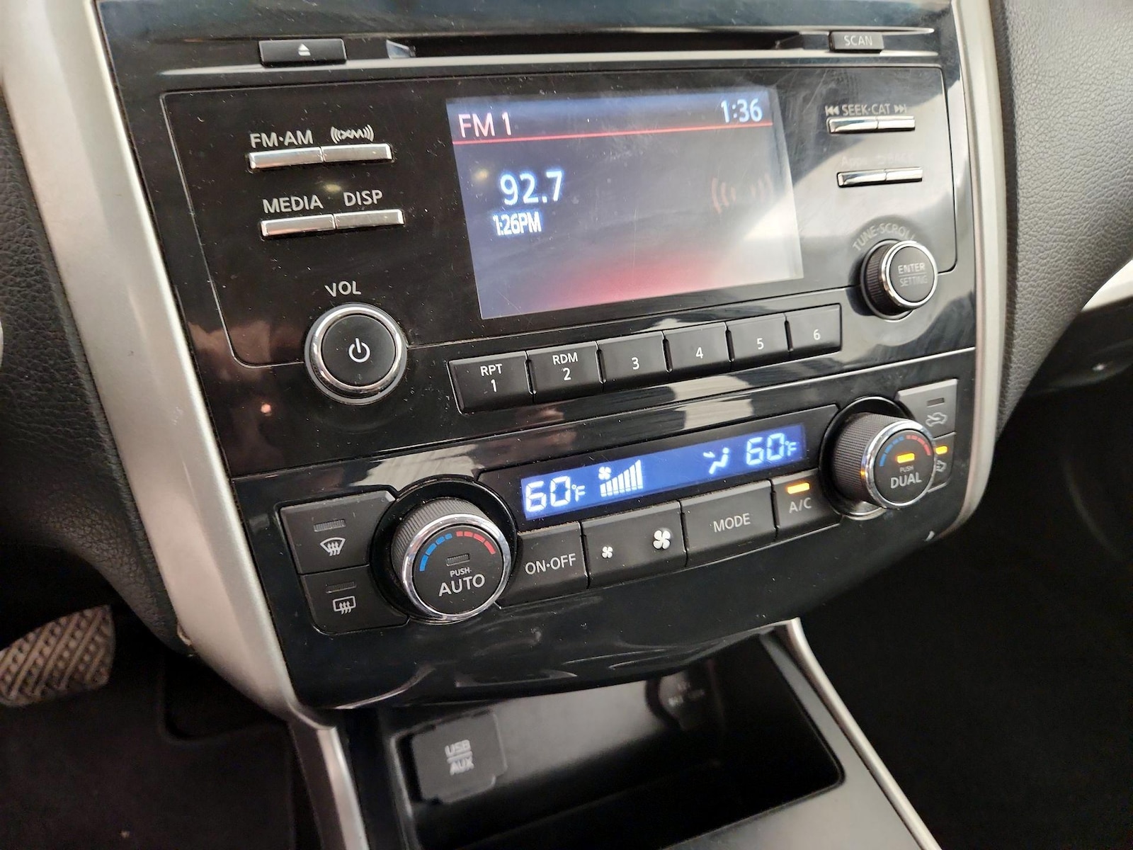 2015 Nissan Altima SV - Photo 17