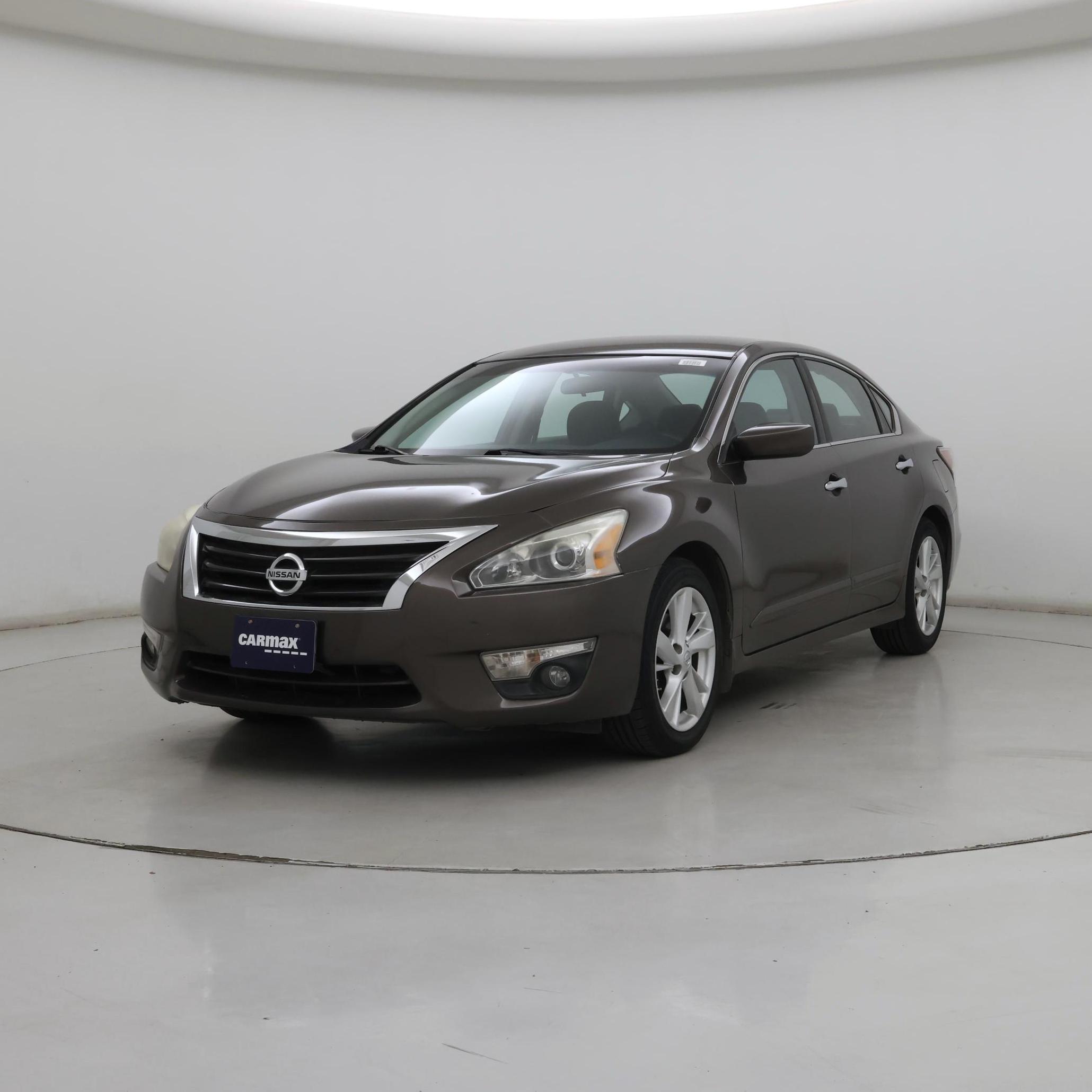 Thumbnail: 2015 Nissan Altima - 4