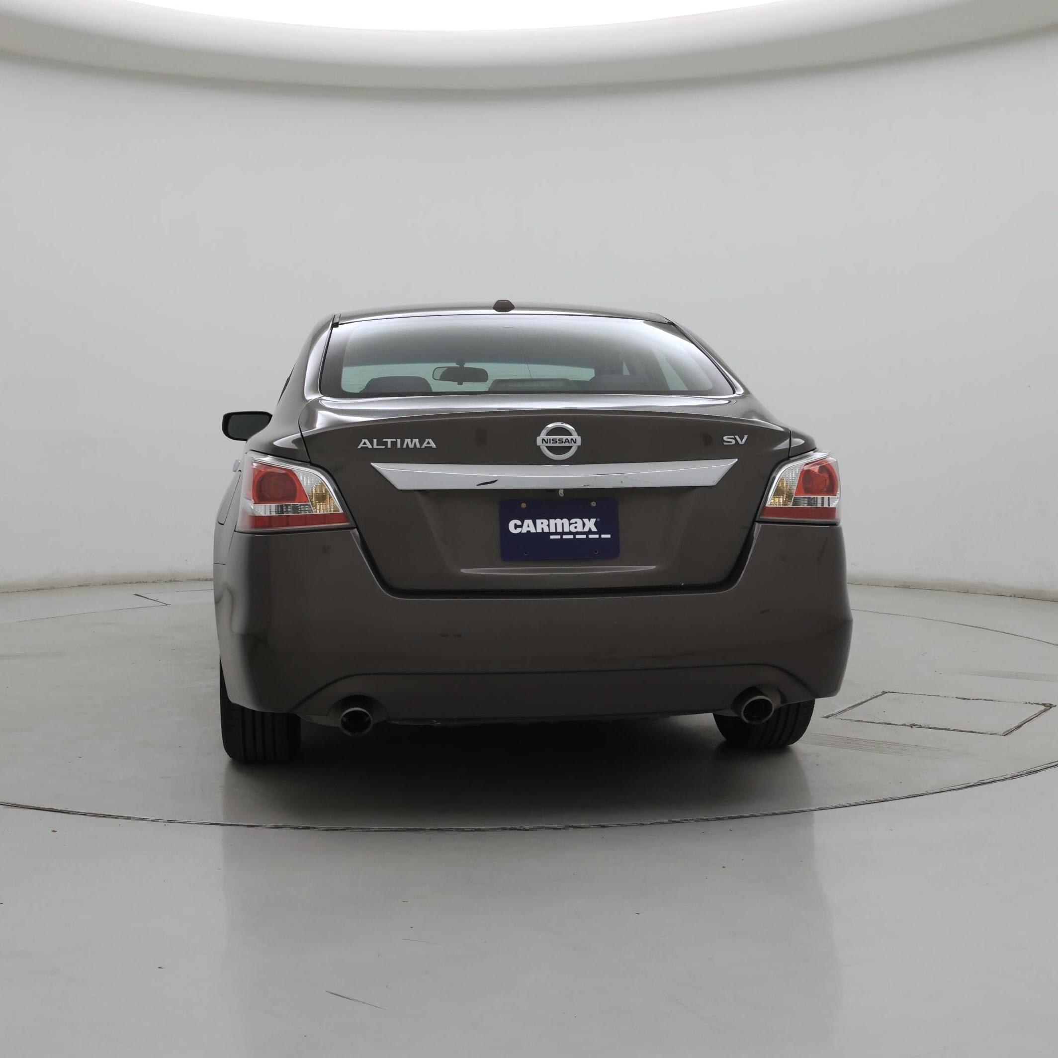 Thumbnail: 2015 Nissan Altima - 6