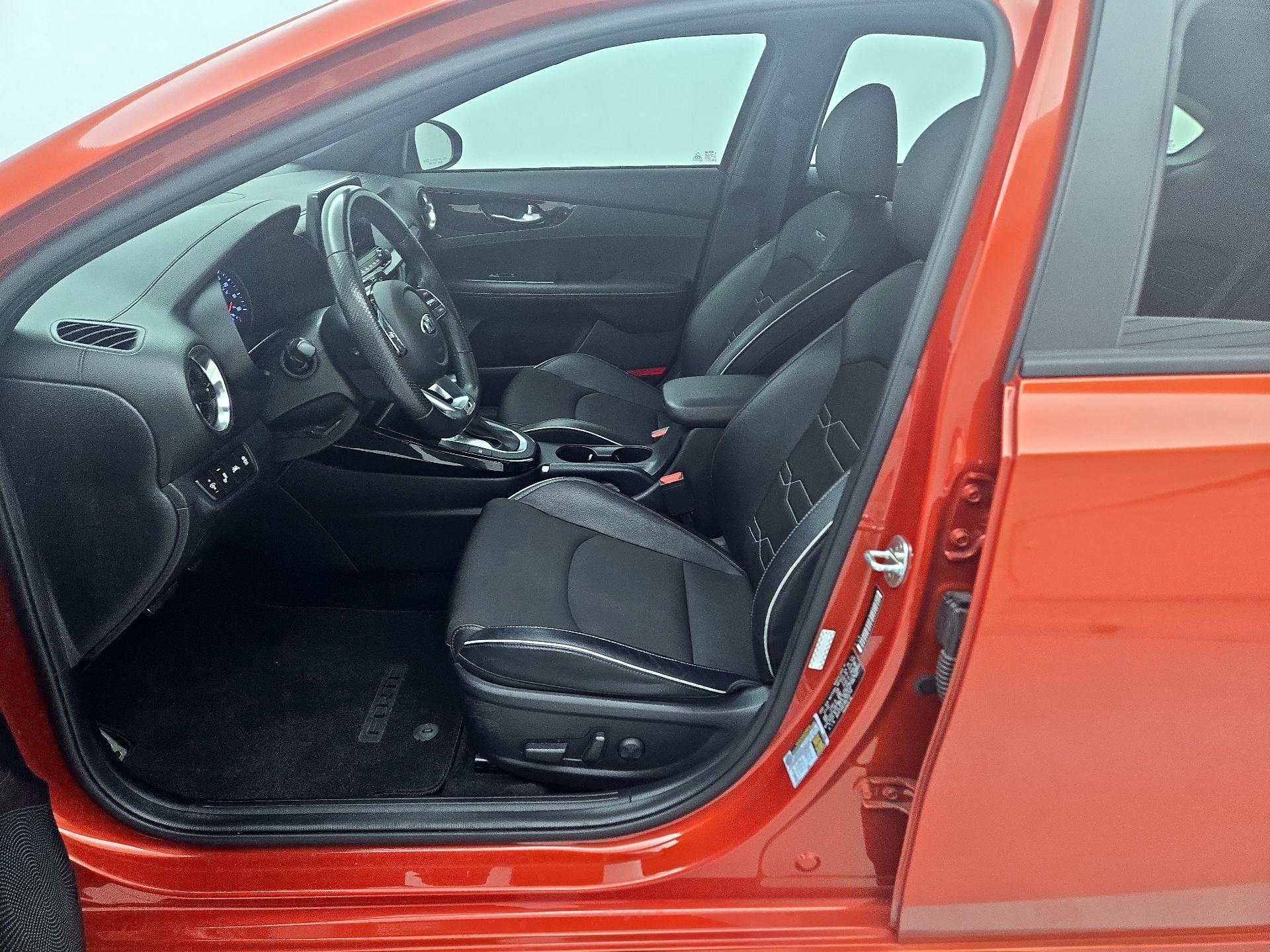 Thumbnail: 2021 Kia Forte - 11