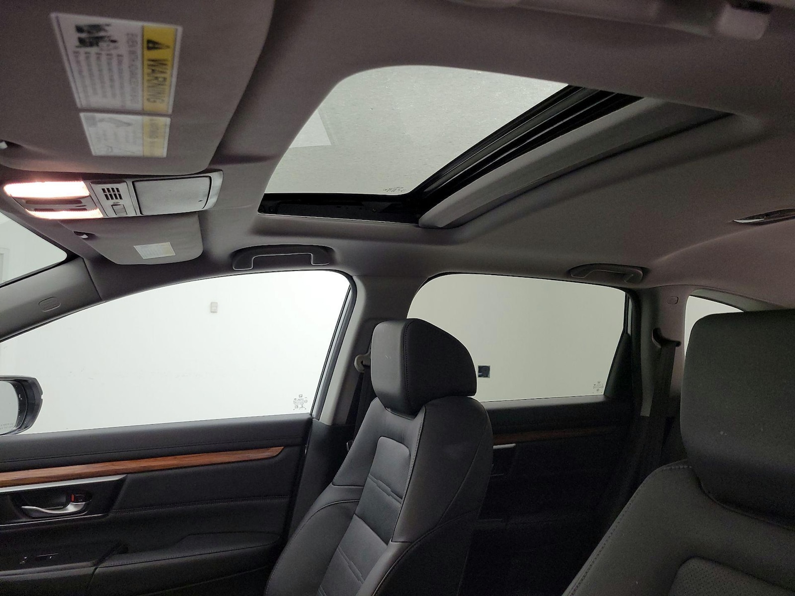Sunroof(s) & Overhead Airbags