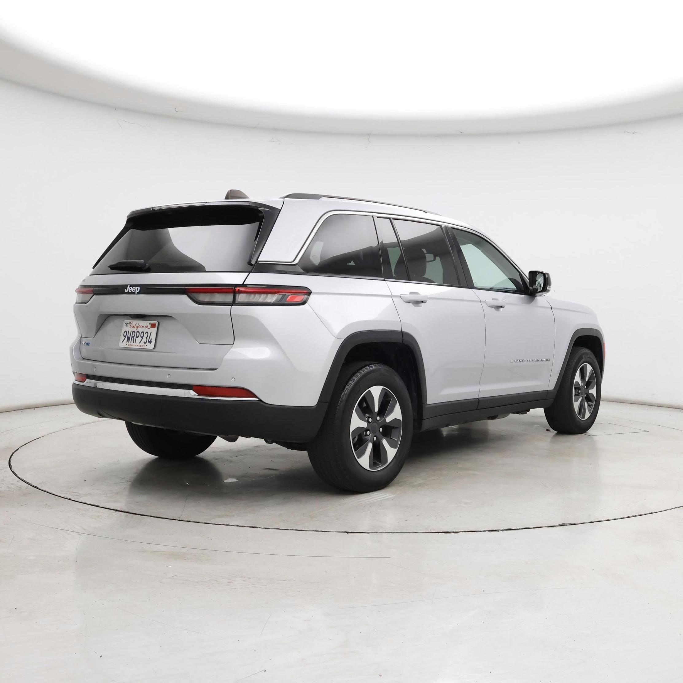 Thumbnail: 2023 Jeep Grand Cherokee - 8